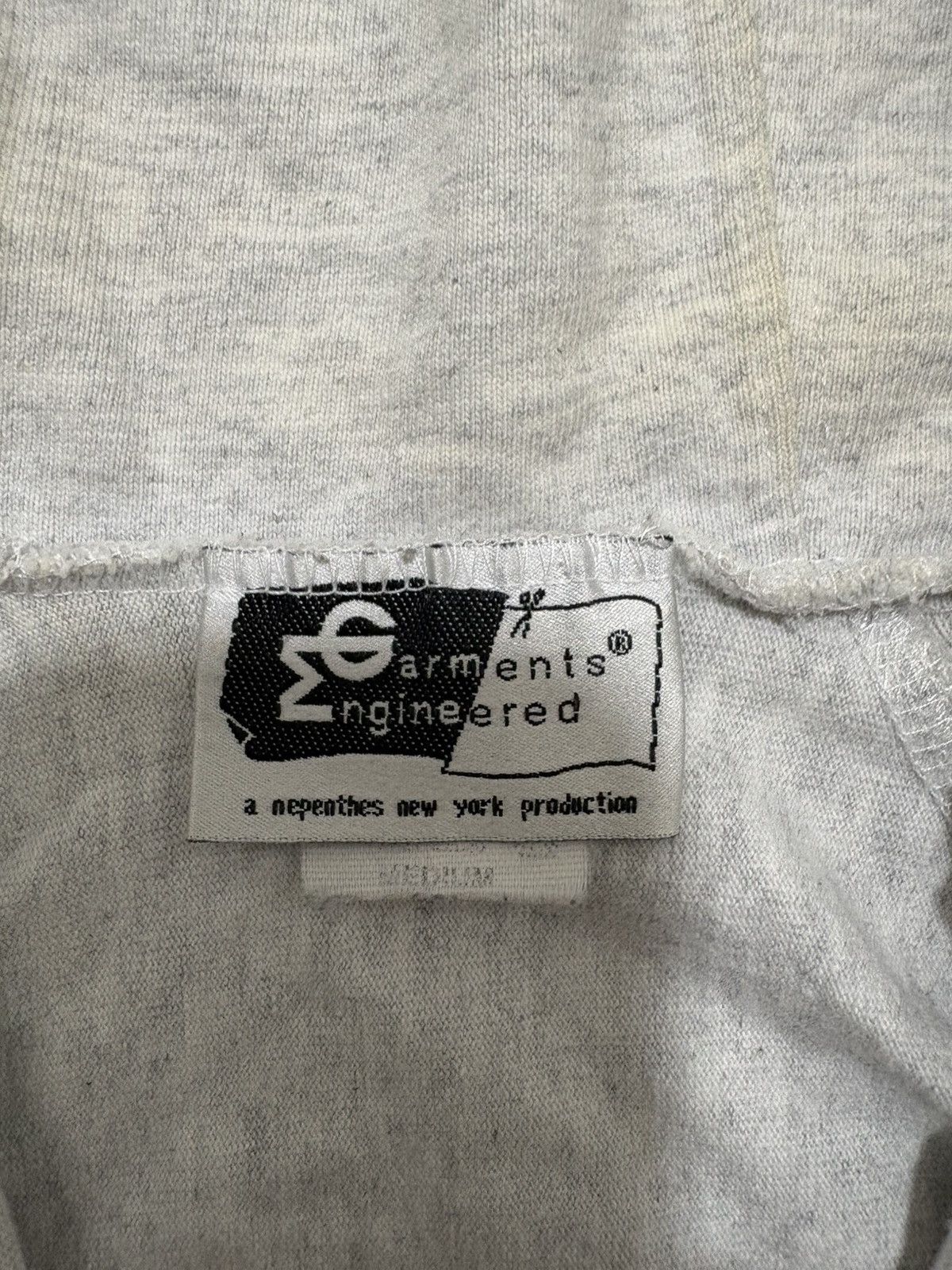Engineered Garments Engineered garments hoodie fit like s size Size US M / EU 48-50 / 2 - 7 Thumbnail