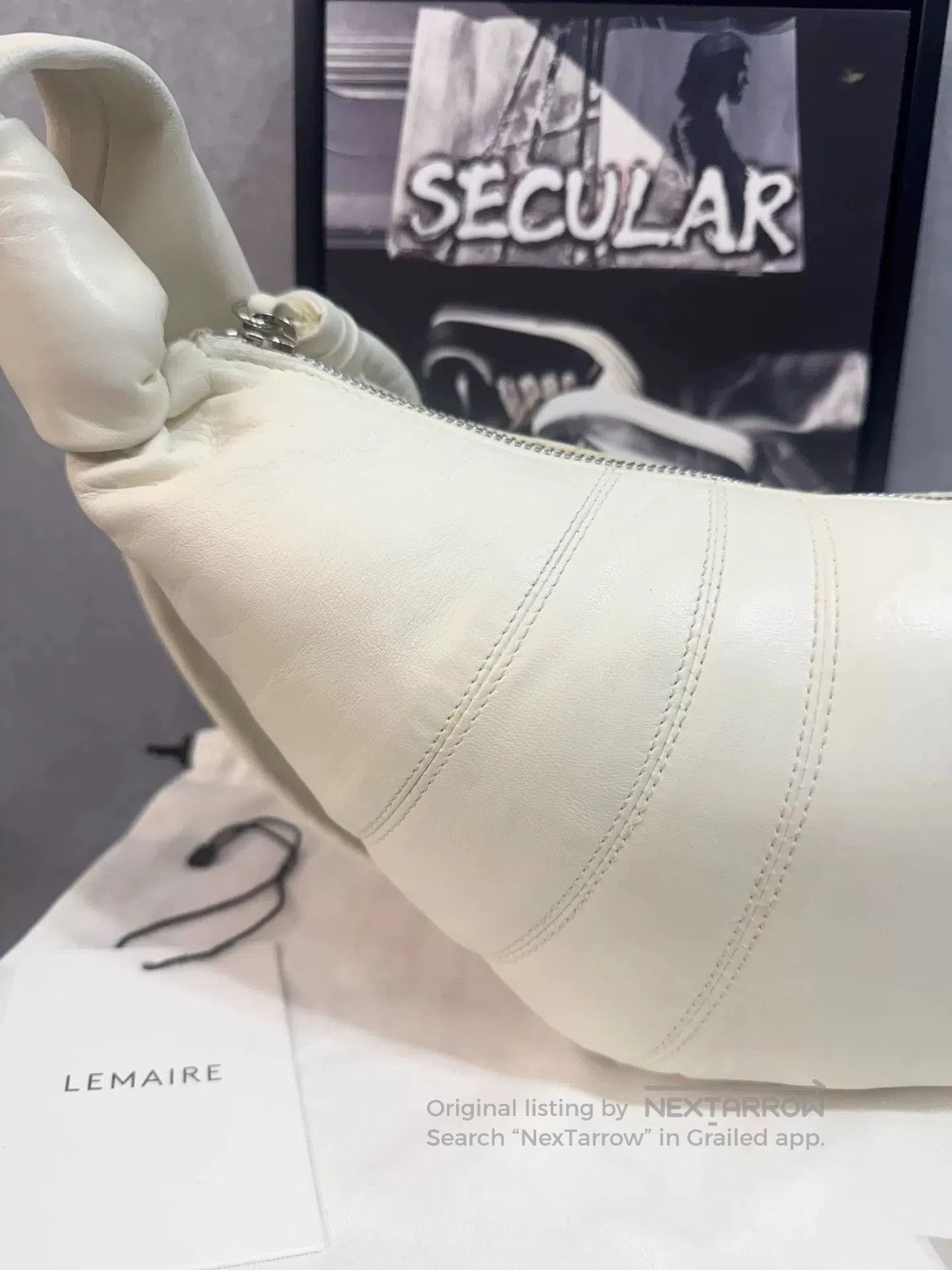 Lemaire Lemaire Small White Croissant Bag. Size ONE SIZE - 5 Thumbnail