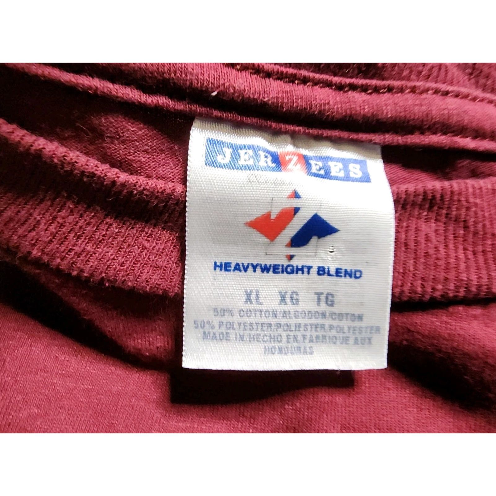 Jerzees VINTAGE Mens XL Embroidered Hearts Valentines Grandma T Shirt Size US XL / EU 56 / 4 - 5 Thumbnail