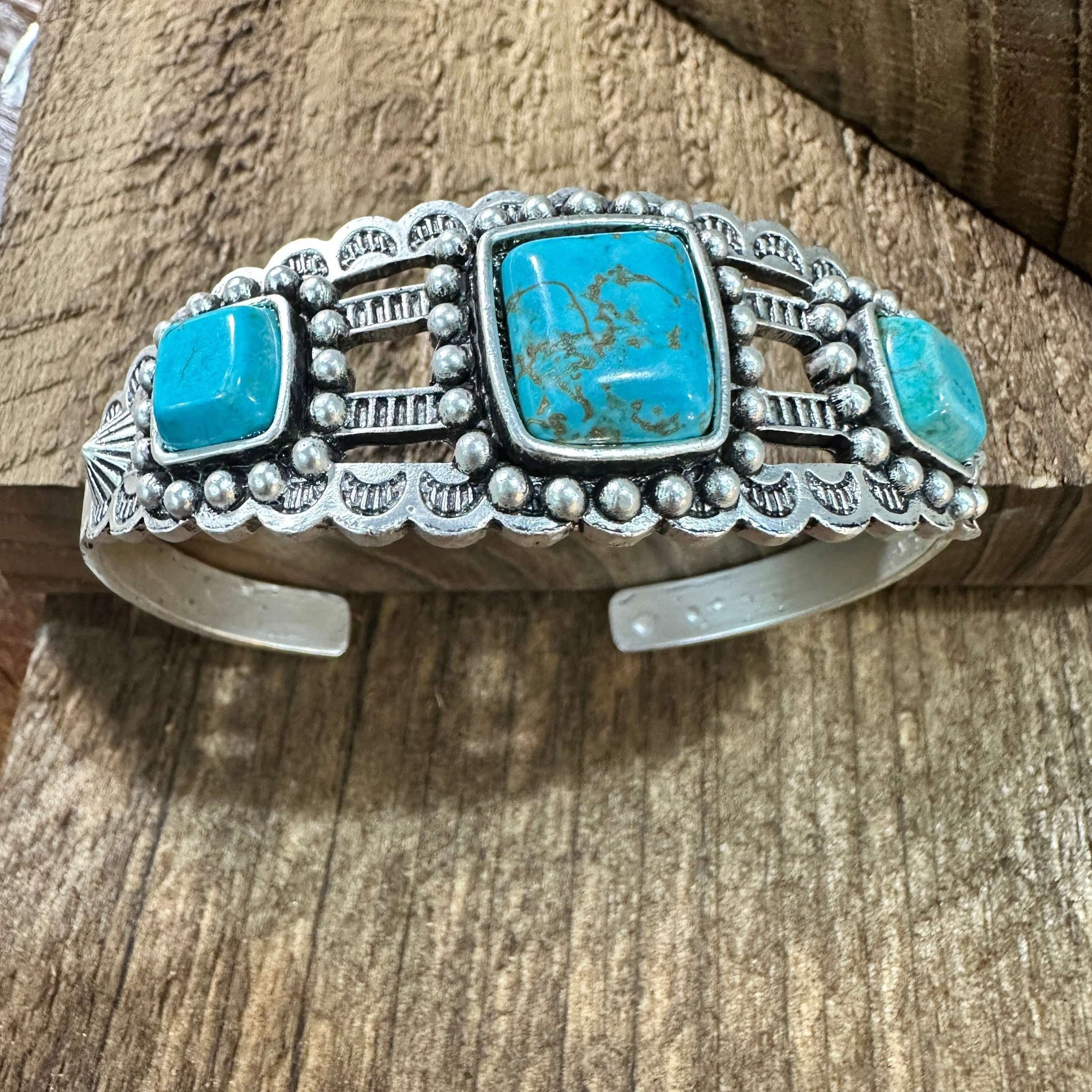 Other Turquoise Cuff Bracelet in Antique Silver Style, Boho Southw Size ONE SIZE - 8 Thumbnail