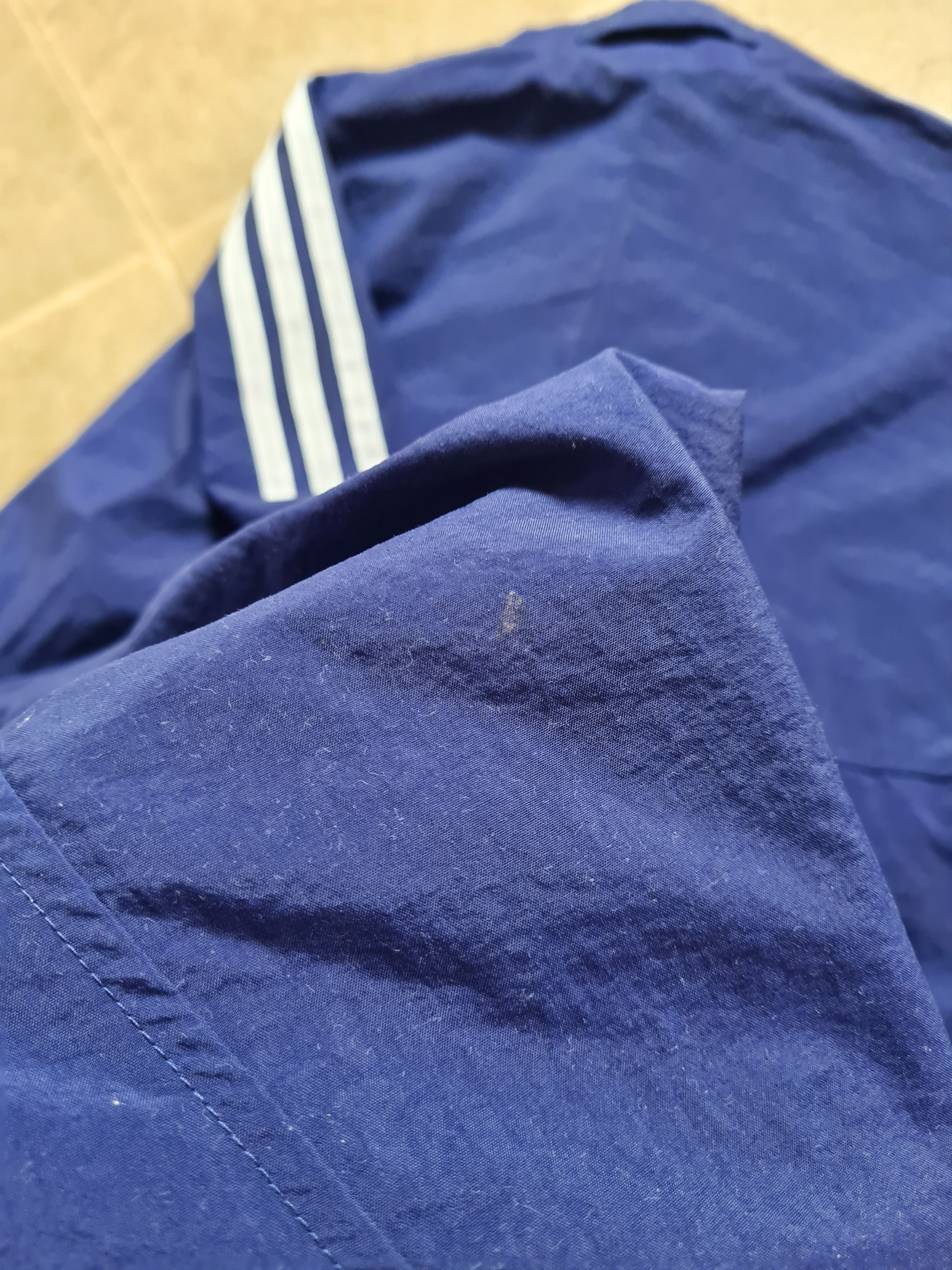 Adidas Vintage Adidas Originals mens Archive Woven Track Top Size US S / EU 44-46 / 1 - 15 Thumbnail