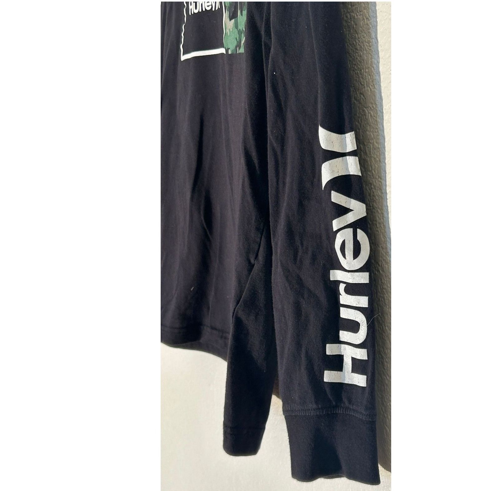 Hurley Hurley Boys' Black Long Sleeve T-Shirt - Size Large Size US L / EU 52-54 / 3 - 4 Thumbnail