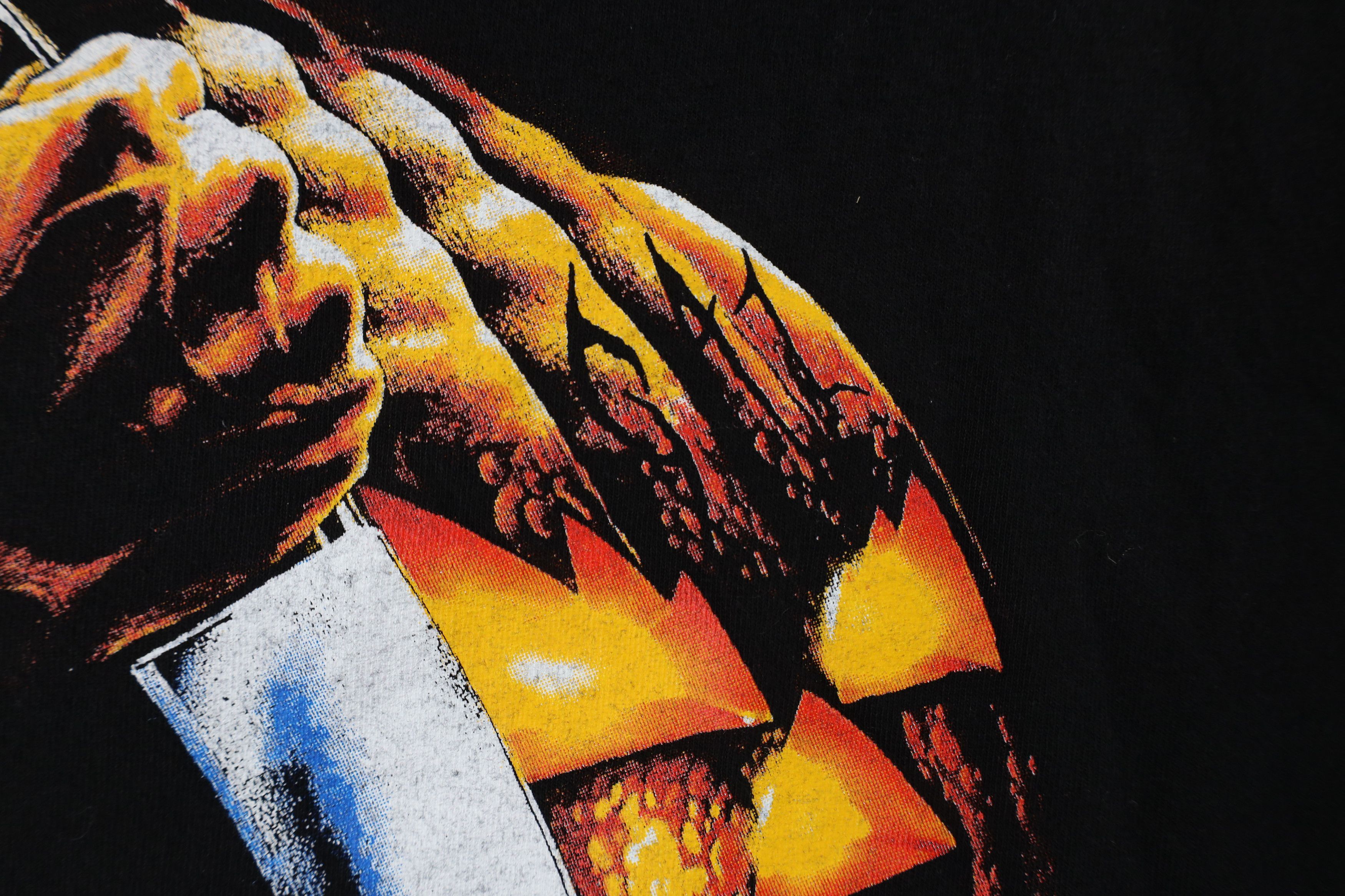 Vintage Vintage Streetwear Chamber of Horrors Haunted House T-Shirt Size US L / EU 52-54 / 3 - 5 Thumbnail