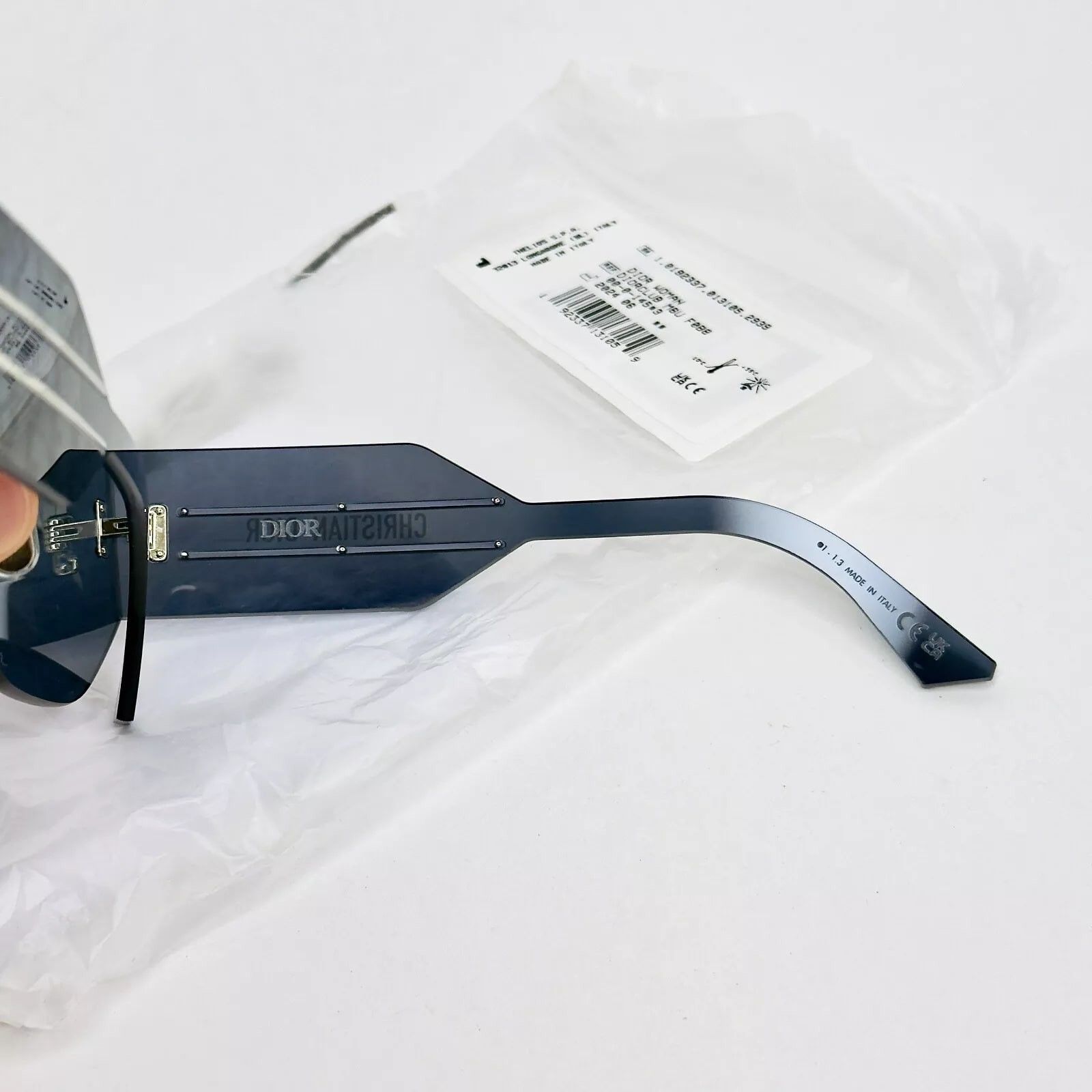 Christian Dior Monsieur CHRISTIAN DIOR CLUB Navy Blue DIORCLUB M6U Sunglass CD40116 Size ONE SIZE - 9 Thumbnail