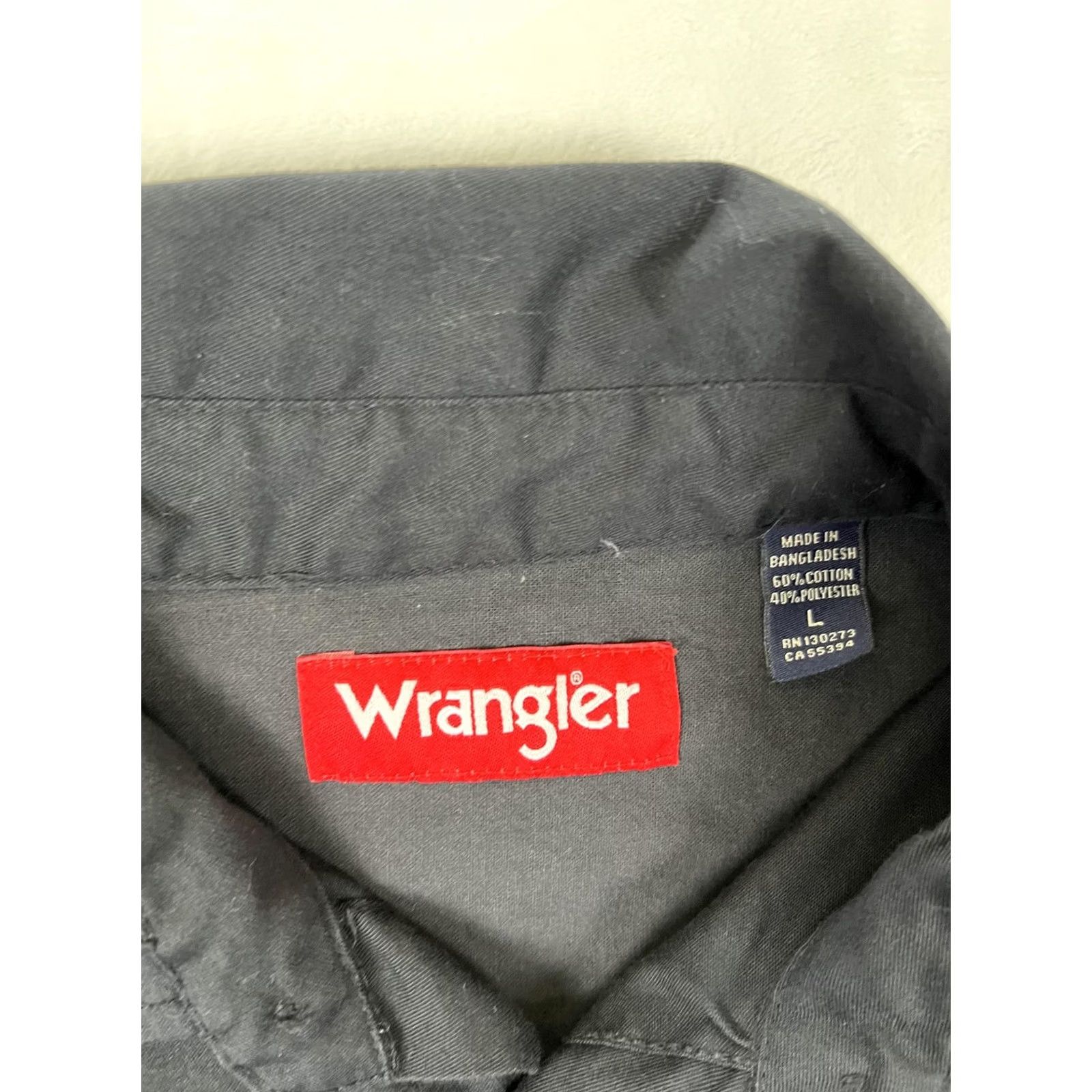 Wrangler Wrangler Shirt Mens Large Black Solid Long Sleeve Button Front Casual Workwear Size US L / EU 52-54 / 3 - 2 Thumbnail