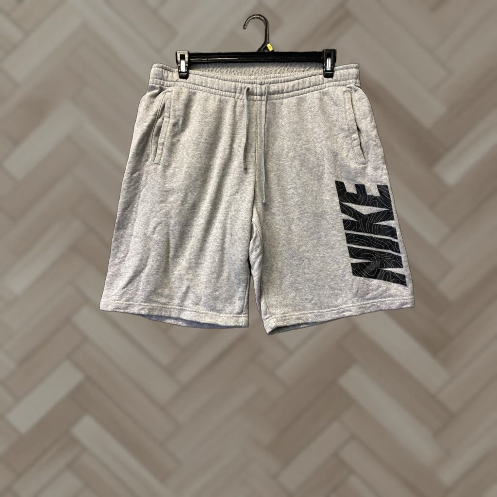 Nike VINTAGE Nike Men Athletic Shorts Fleece Graphic 90s Gray Large Activewear Size US 33 - 1 Thumbnail
