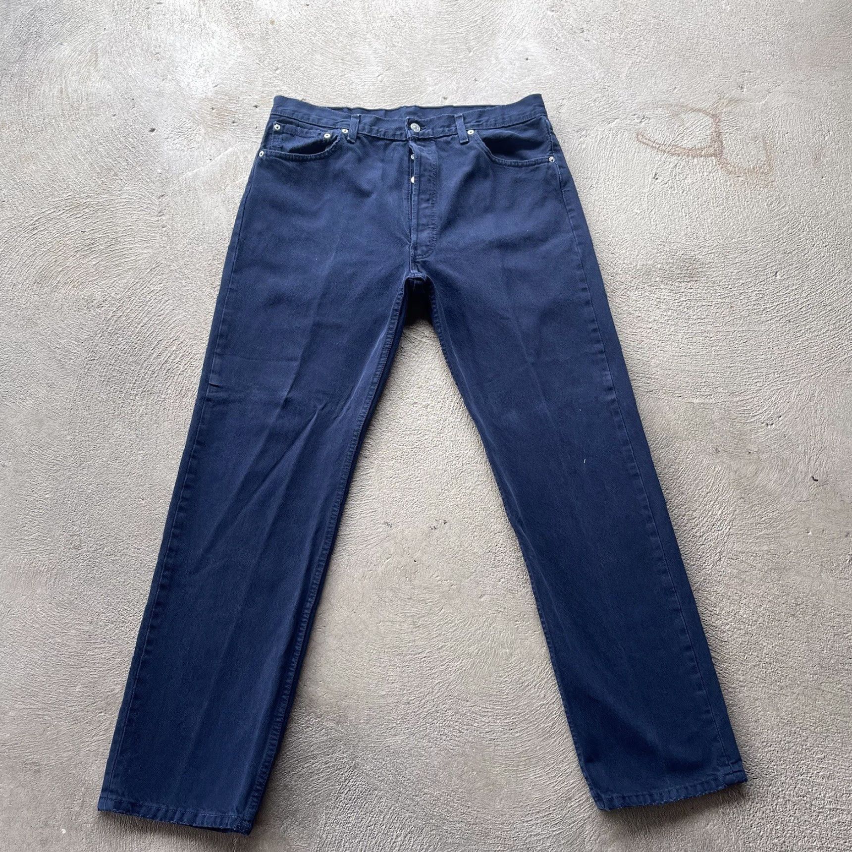 Levi's VINTAGE Levi's 501 Jeans Mens 38x32 Blue Denim Button Fly Straight Fit 80s 90s USA Size US 38 / EU 54 - 4 Thumbnail