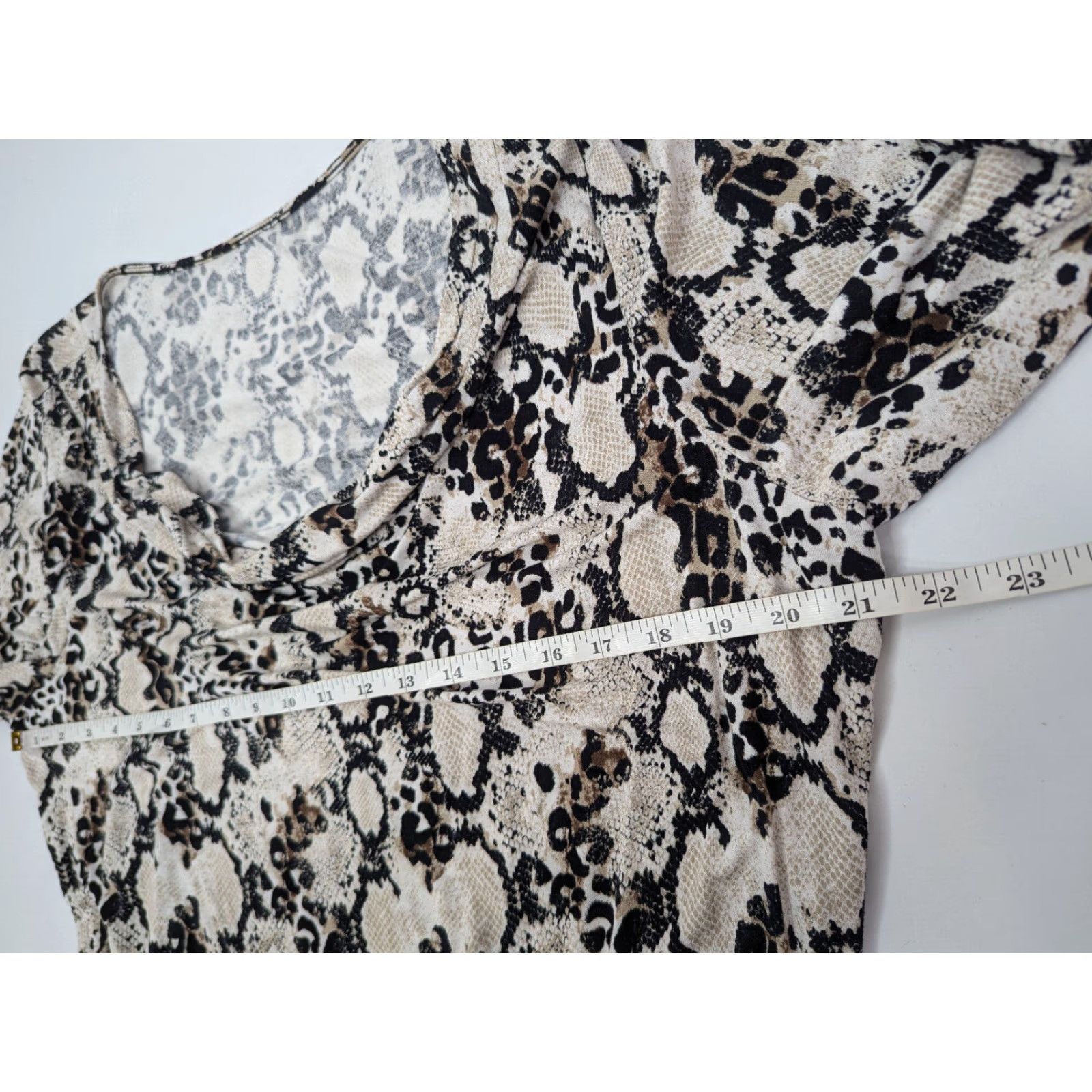Vintage Lane Bryant Snake Print Cowl Neck Top 3/4 Sleeve Blouse Women's Size 18/20 Shirt Size XXL / US 16-18 / IT 52-54 - 5 Thumbnail