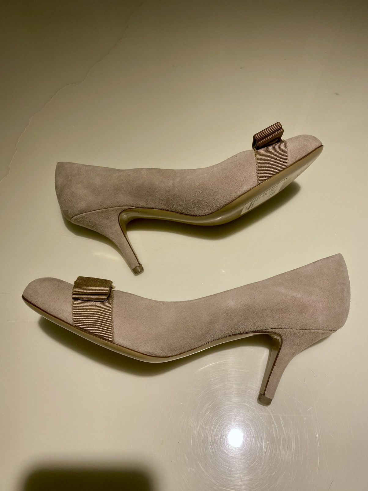 Salvatore Ferragamo Salvatore Ferragamo Vara Bow Peep Toe Hells Size5.5 Size US 5.5 / IT 35.5 - 7 Thumbnail