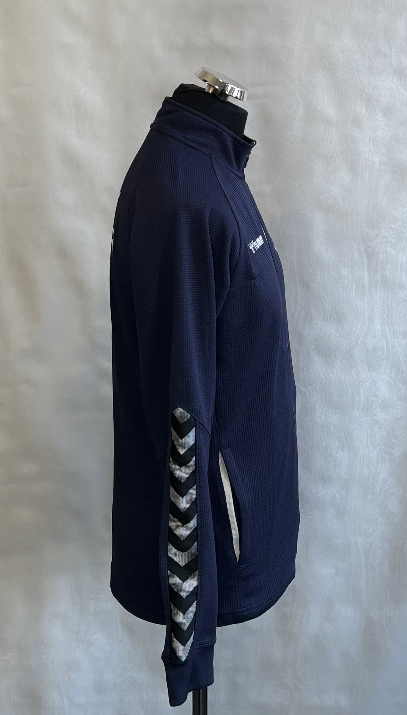Hummel Vegger IF Hummel Denmark Football Sweatshirt size M Size US M / EU 48-50 / 2 - 4 Thumbnail