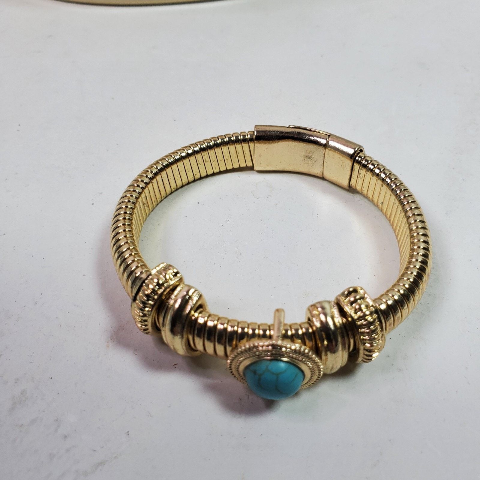 The Unbranded Brand Casual Career Wrap Bracelet Gold Tone NOS Mag Clasp Size ONE SIZE - 3 Thumbnail