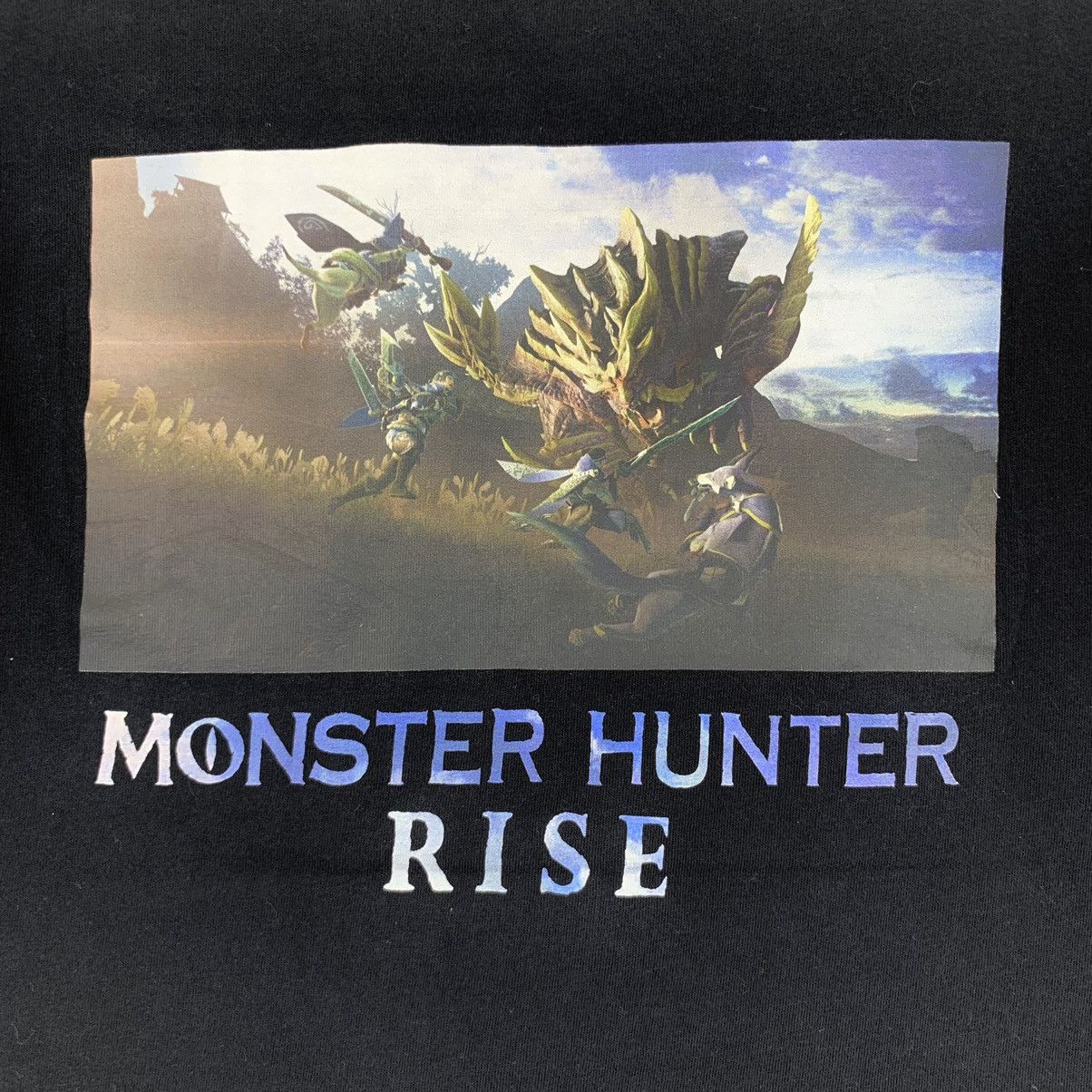 Uniqlo UNIQLO x MONSTER HUNTER RISE Video Game Tee Shirt Top Size S / US 4 / IT 40 - 5 Thumbnail