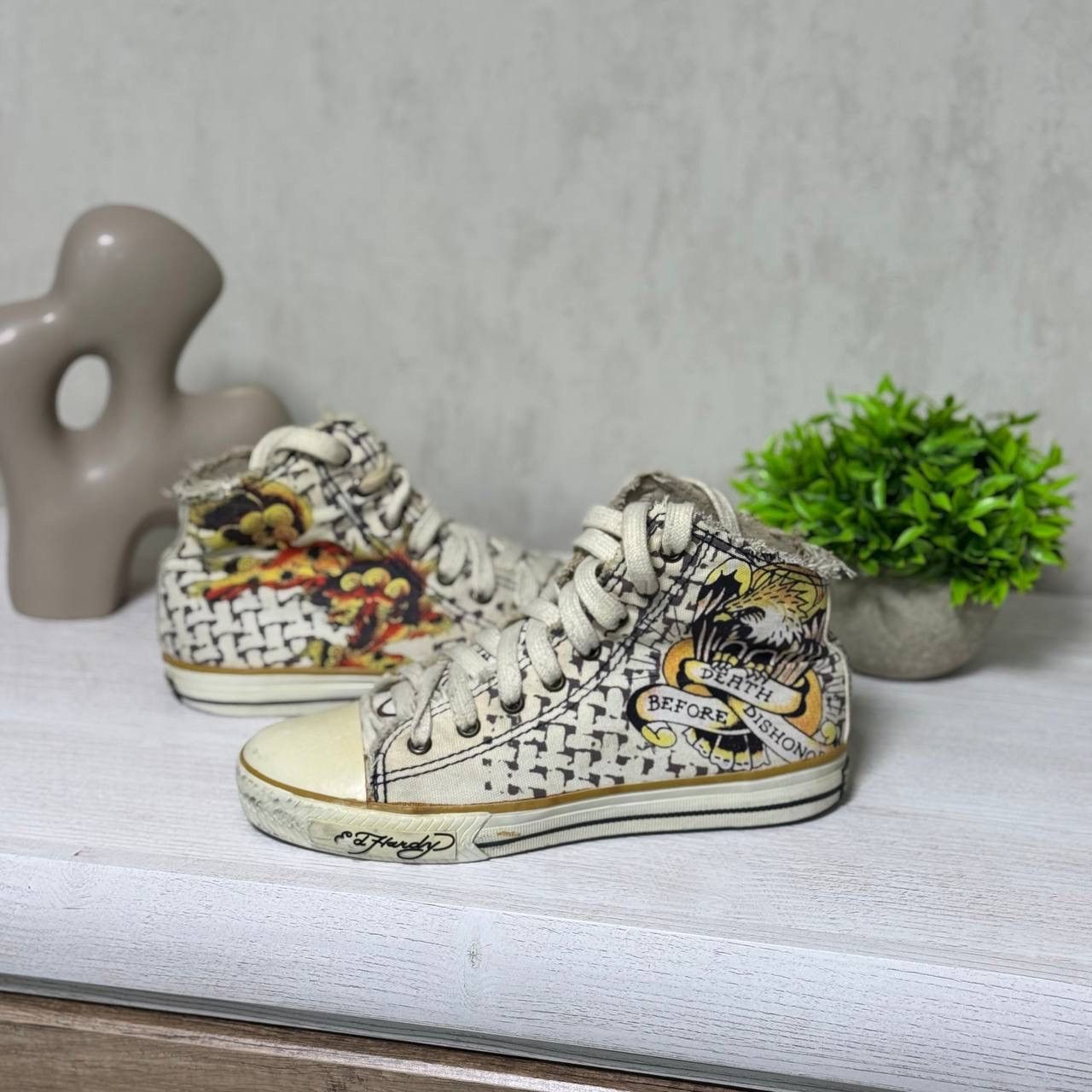 Ed Hardy Vintage Ed Hardy by Christian Audigier Hi Top Sneakers Size US 7 / EU 40 - 5 Thumbnail