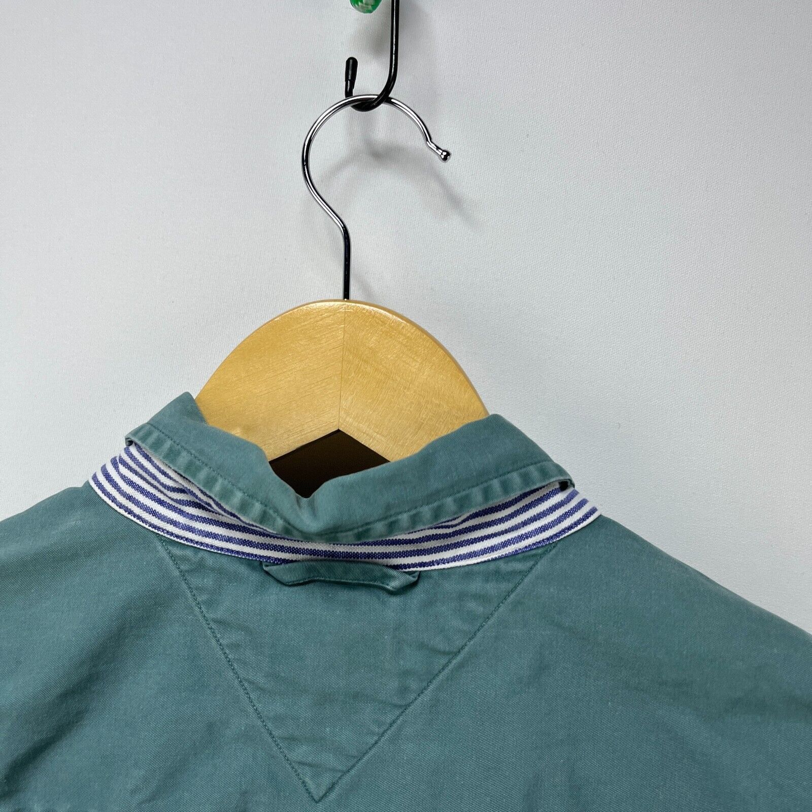 Tommy Hilfiger × Vintage Vintage 90s Tommy Hilfiger Crest Button-Up Shirt Medium Size US M / EU 48-50 / 2 - 10 Thumbnail
