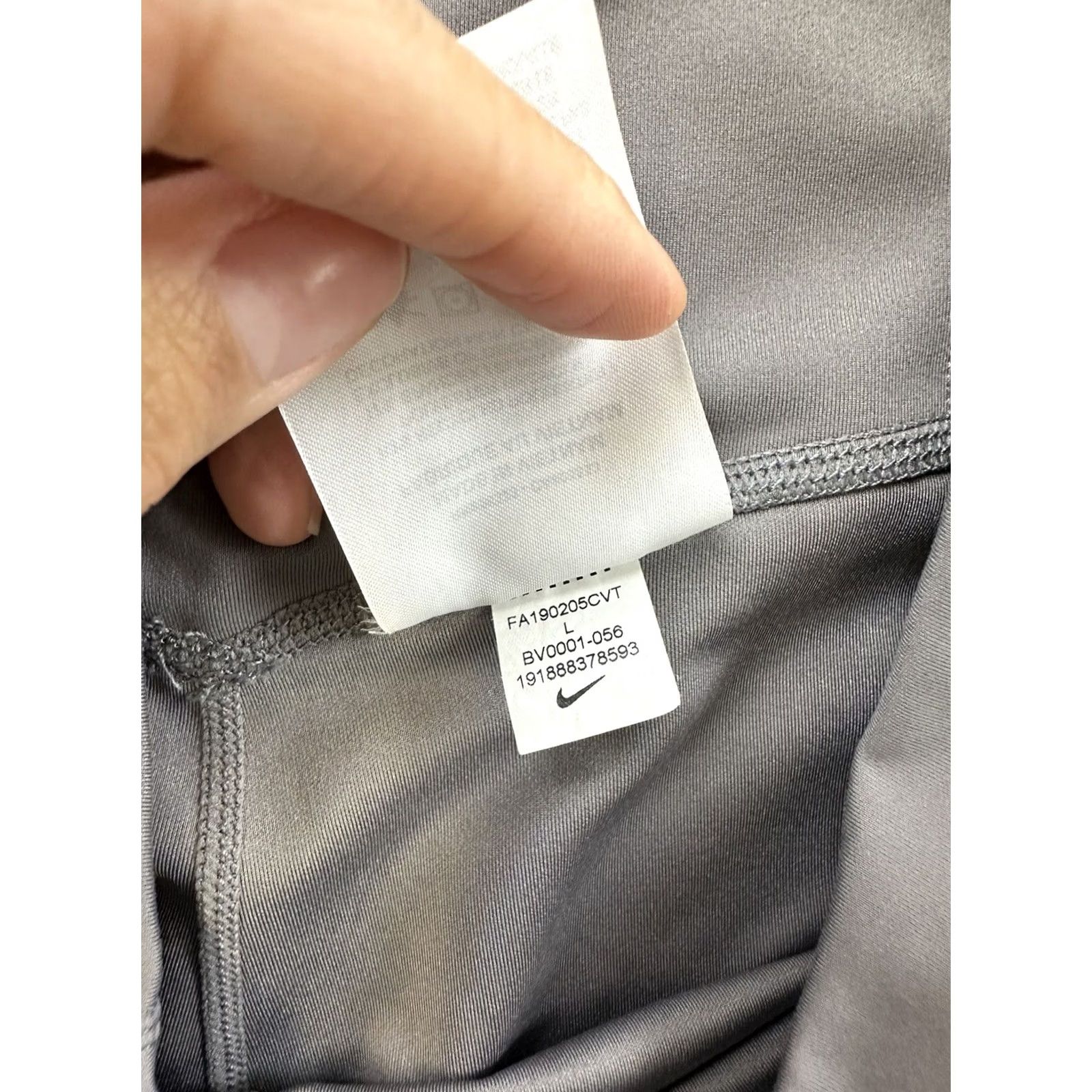 Nike Nike Cropped Womens L Gray One Leggings Women Grey BV0001 Size 36" / US 14 / IT 50 - 6 Thumbnail