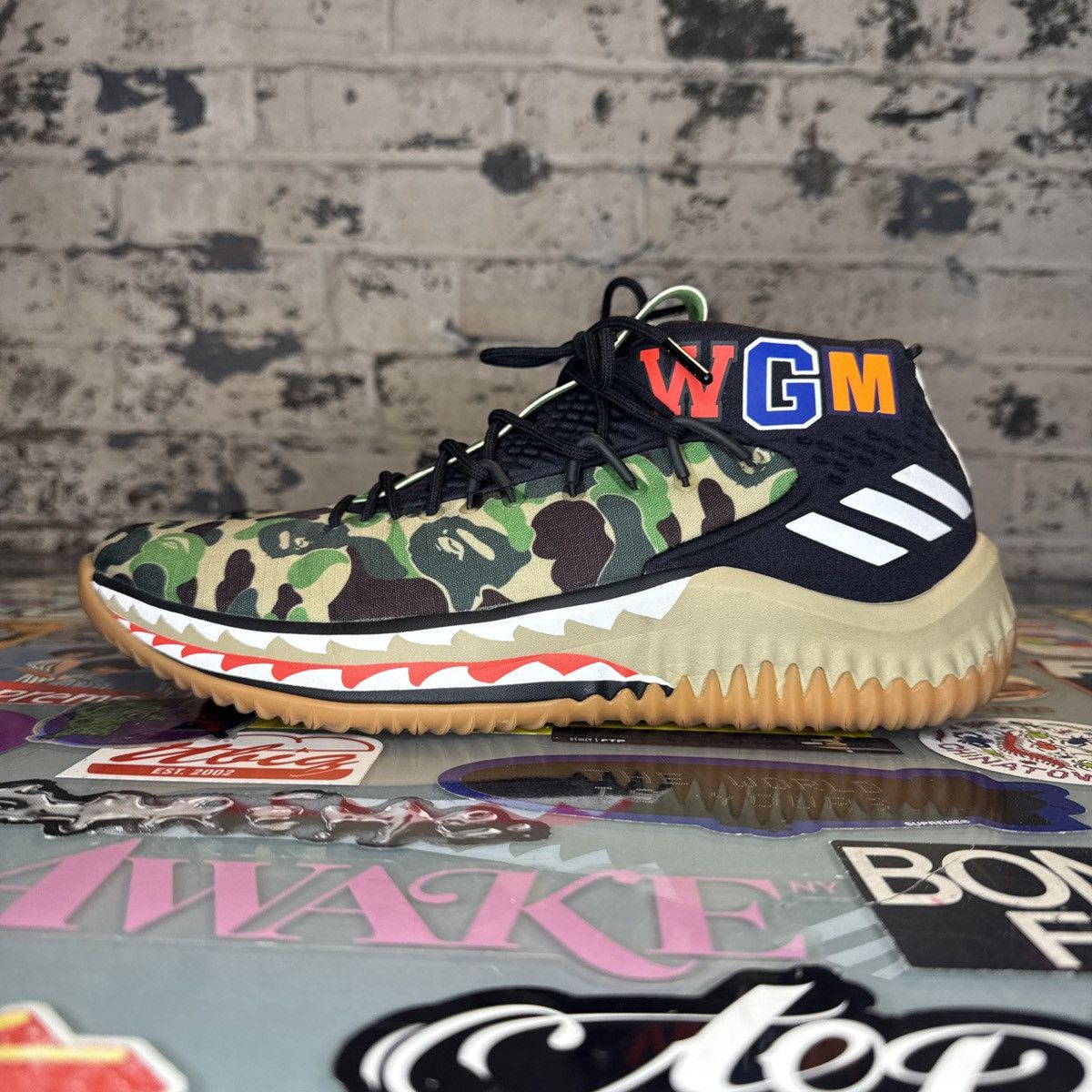 Adidas × Bape Adidas Dame 4 Bape A Bathing Ape Sz 9.5 Green Camo NDS Size US 9.5 / EU 42-43 - 1 Thumbnail