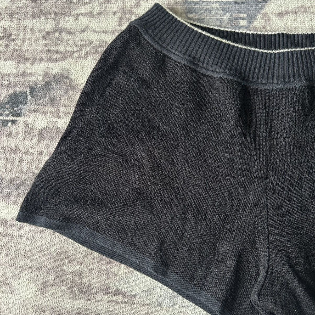 Chanel Chanel Logo Short Pants Size 28" / US 6 / IT 42 - 4 Thumbnail