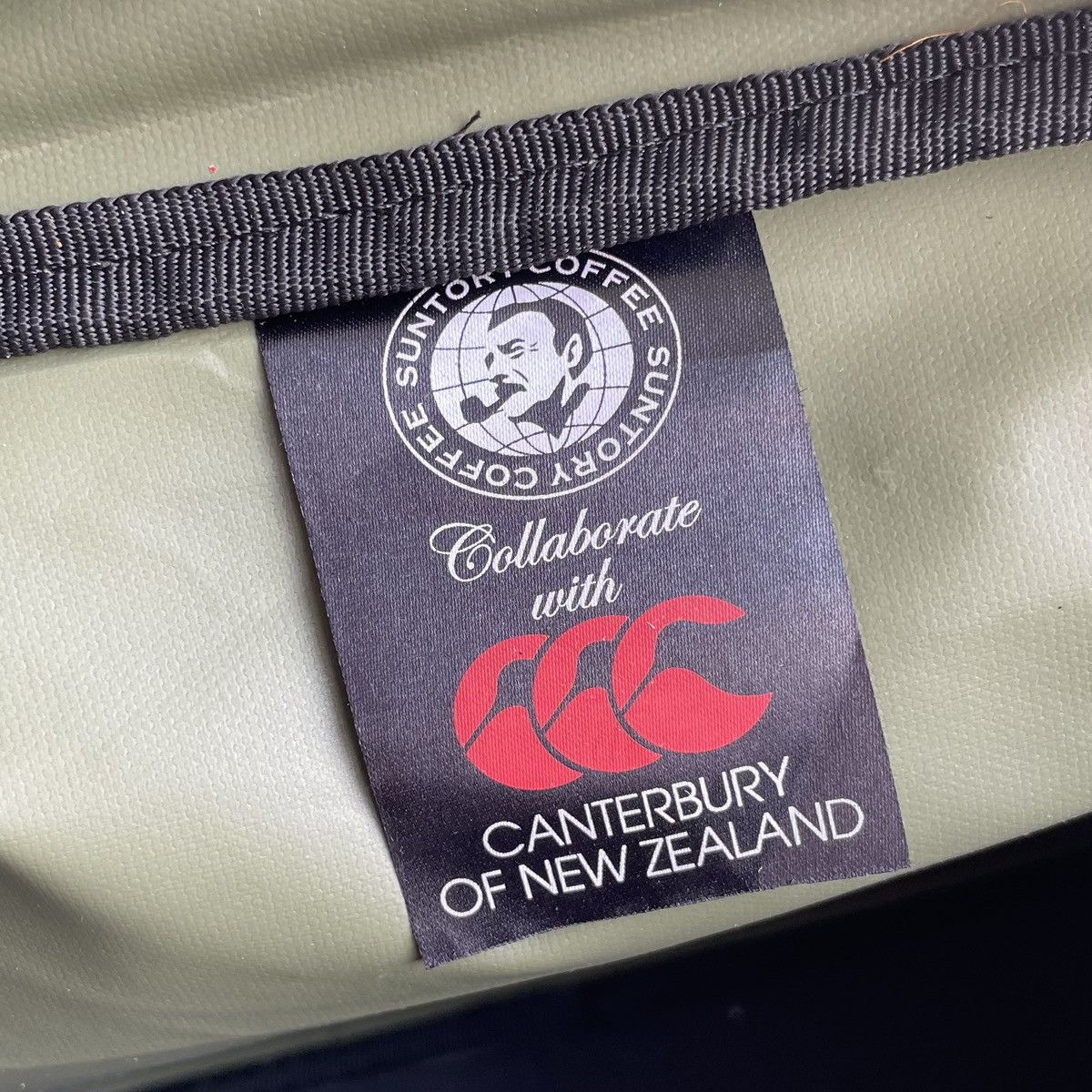 Canterbury of New Zealand ❗️ RARE Canterbury X Suntory Coffee Messenger/Gym Bag Size ONE SIZE - 12 Thumbnail