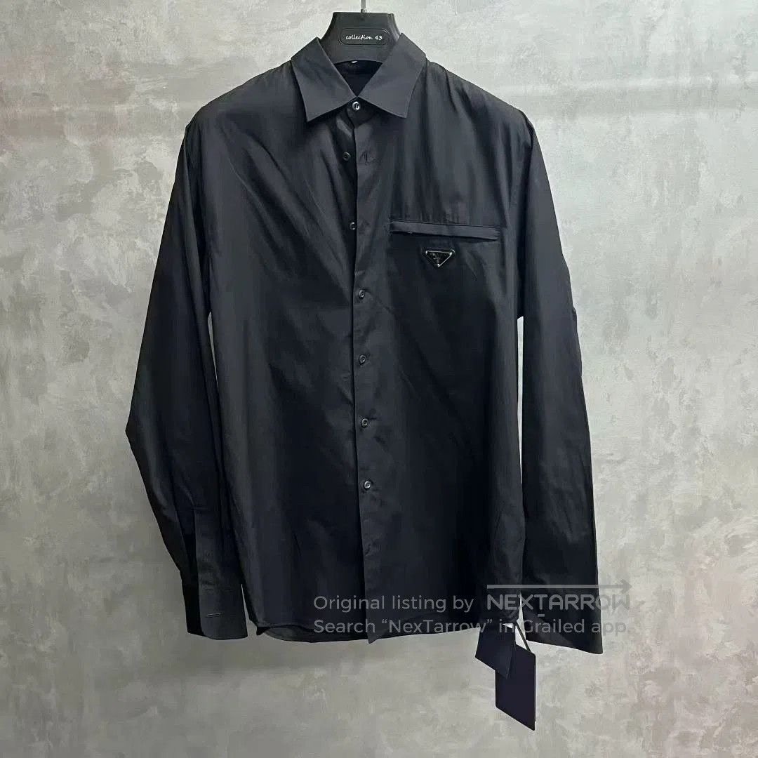 prada logo cotton long sleeve shirt.