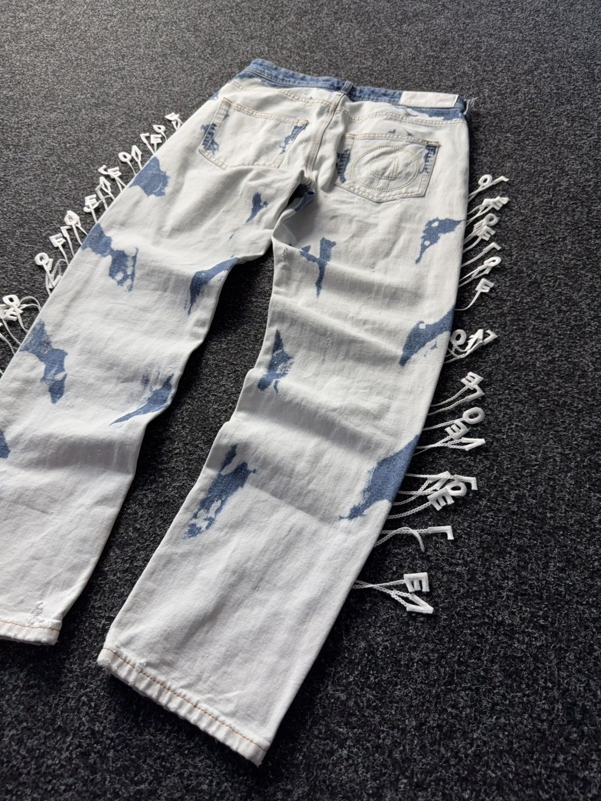 Designer × Desigual Desigual Bleached Lace-Up Jeans with Letter Embroidery Size 28" / US 6 / IT 42 - 10 Thumbnail