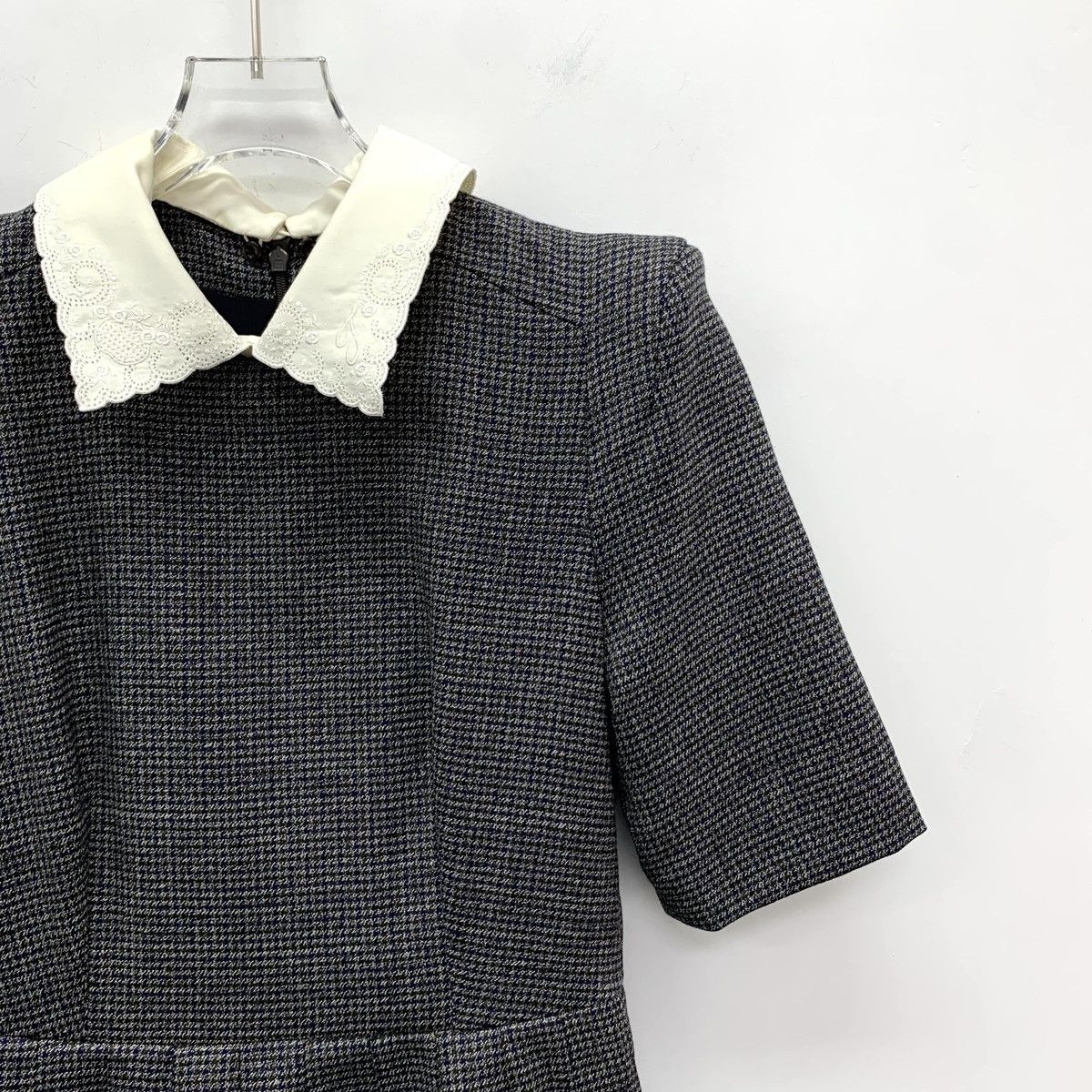 Fendi Fendi Houndstooth Lapel Short Sleeve Pleated Dress K26WX Size M / US 6-8 / IT 42-44 - 3 Thumbnail