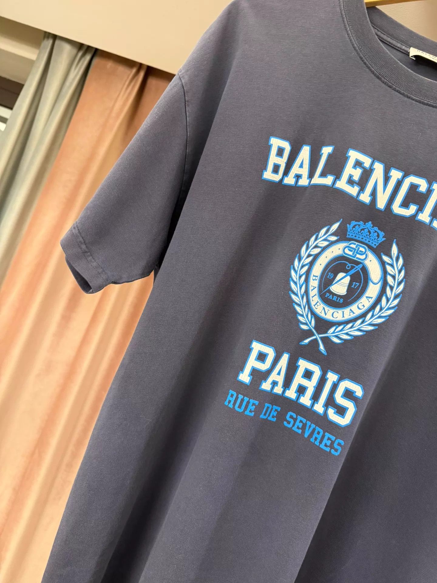 Balenciaga Balenciaga 22ss Deep Navy Vintage Royal Wheat Logo SS Tee L Size US L / EU 52-54 / 3 - 2 Thumbnail