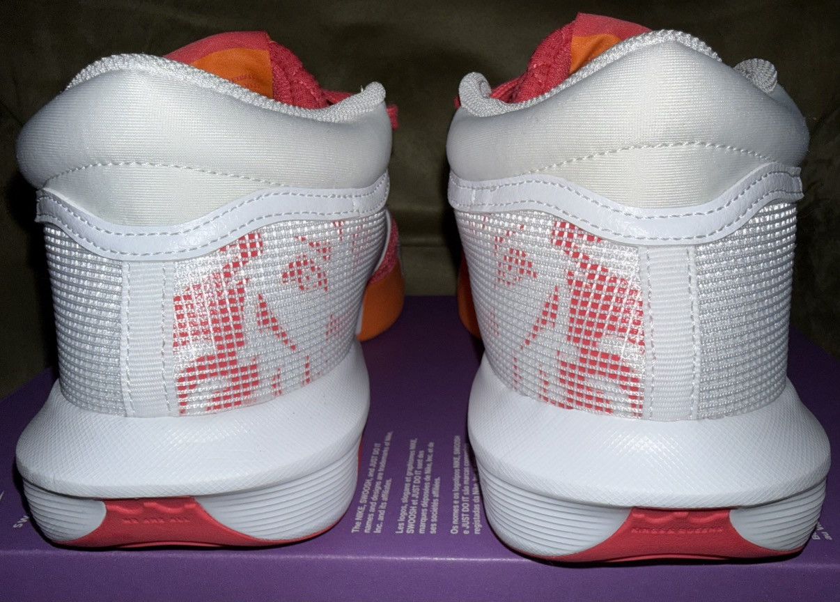 Nike Nike LeBron James Witness VIII (8) “Dunkin’ Donuts” Ltd. NEW Size US 10 / EU 43 - 14 Thumbnail