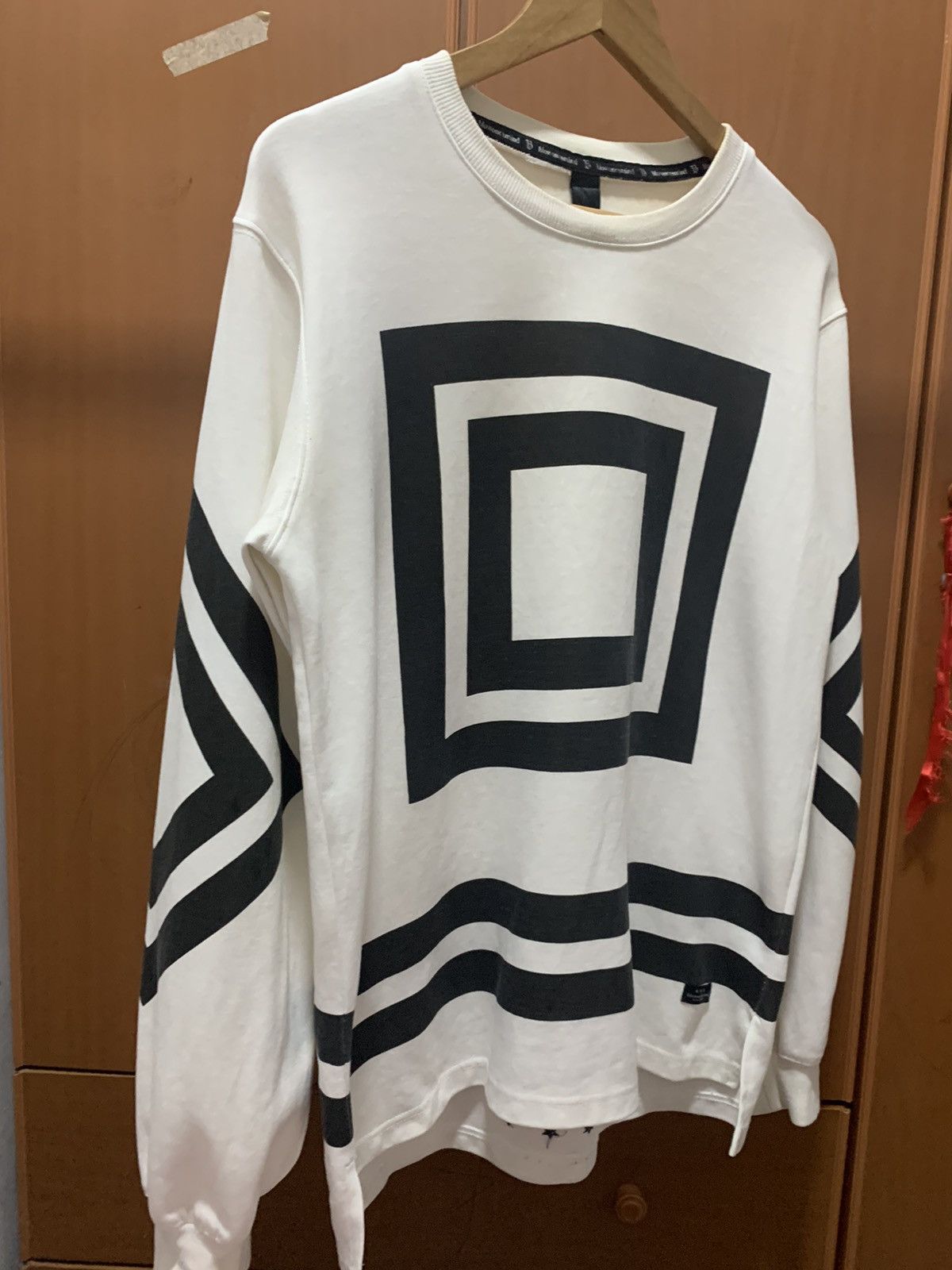 Japanese Brand Blowonesmind Japanese Brand Large Sweatshirt Size US L / EU 52-54 / 3 - 4 Thumbnail
