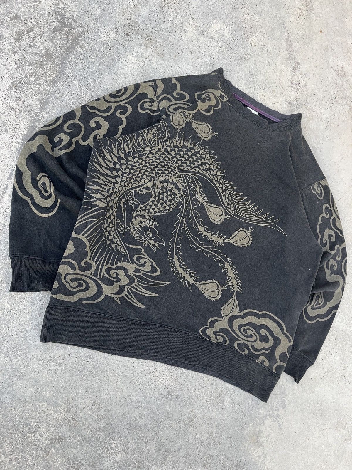 Japanese Brand × Vintage Y2K Japanese Brand Plymouth Dragon Sukajan Sweatshirt Size US L / EU 52-54 / 3 - 3 Thumbnail