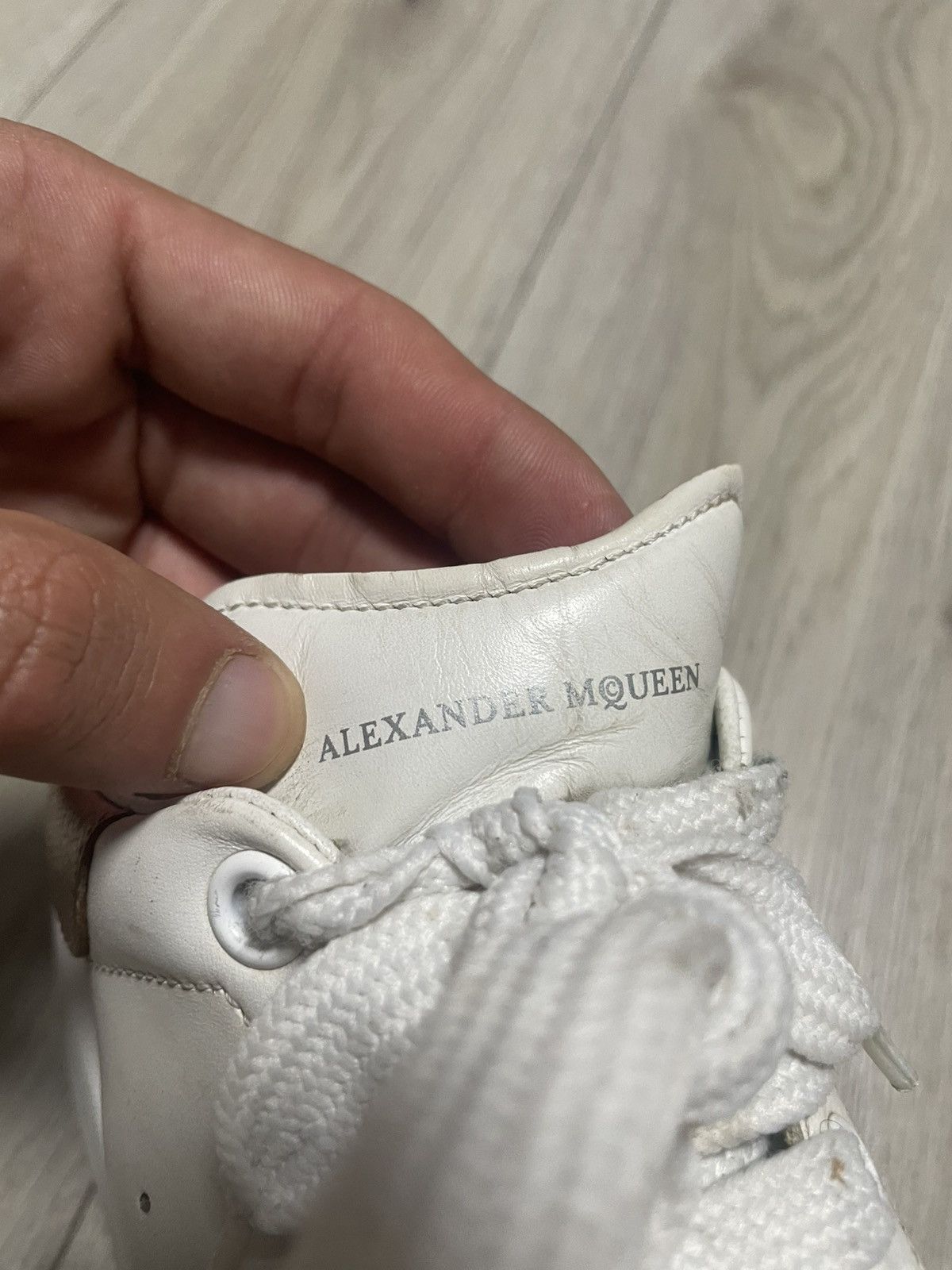 Alexander McQueen Alexander McQueen Basic Sneakers 462217 Unisex Size US 8 / IT 38 - 13 Thumbnail
