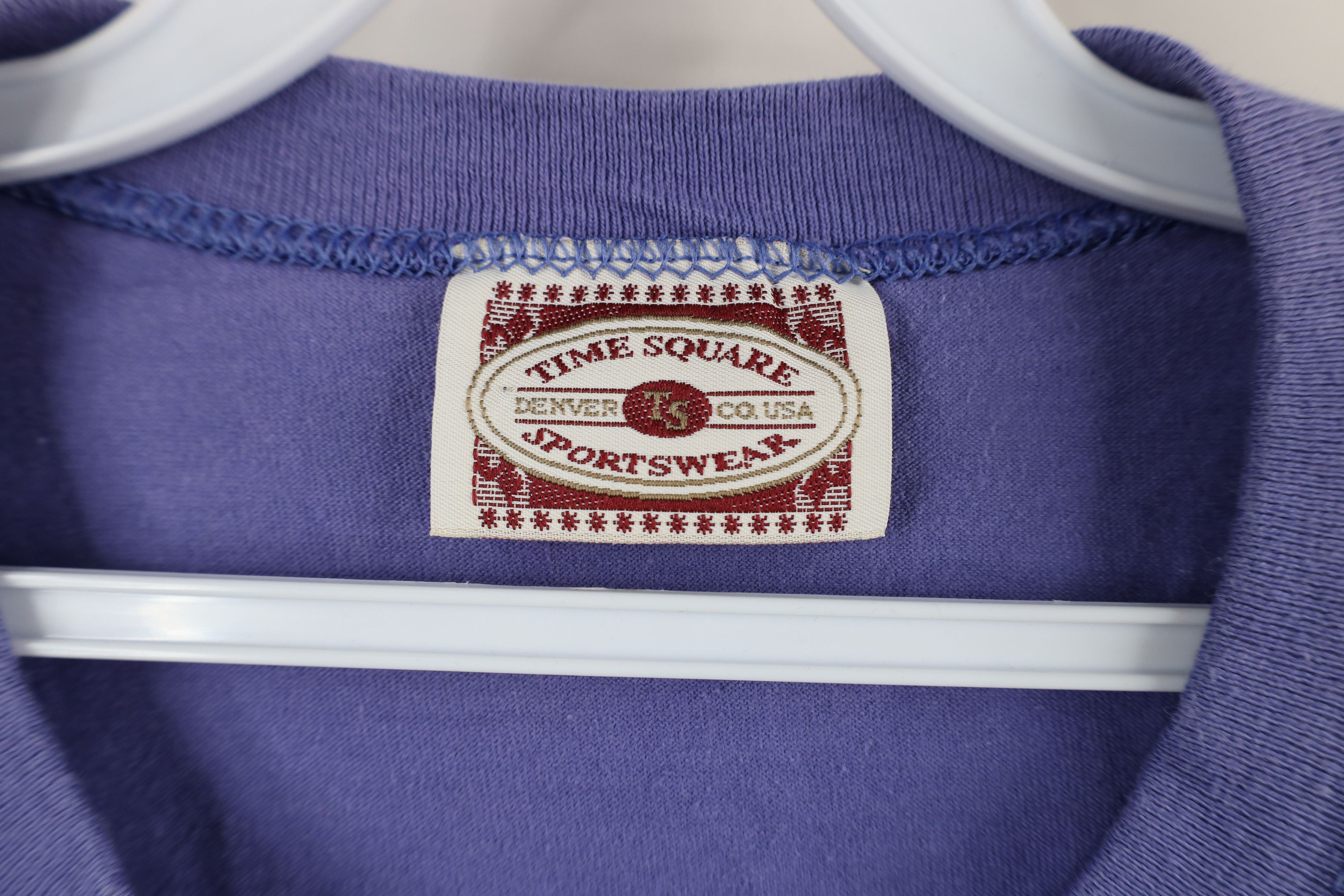 Vintage Vintage 90s Streetwear Williamsburg Virginia T-Shirt USA Size L / US 10 / IT 46 - 8 Thumbnail
