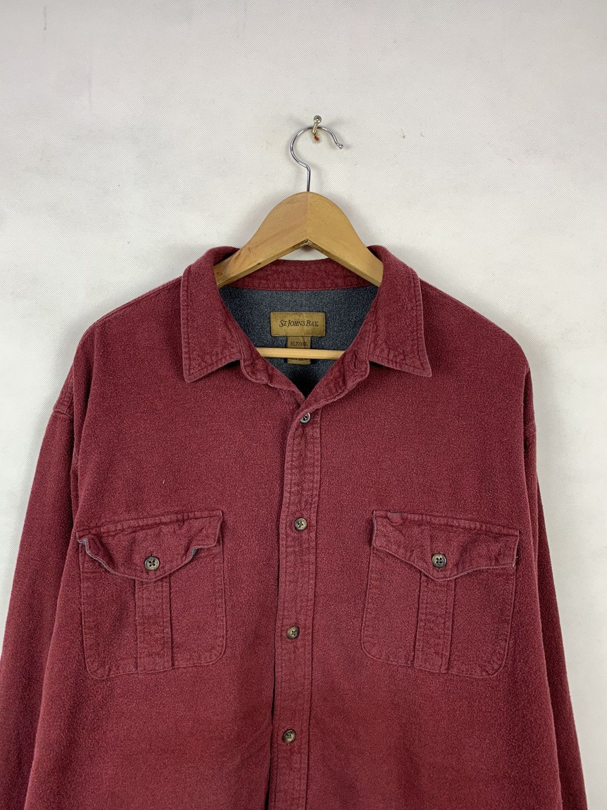 St. Johns Bay Steals! St Johns Bay Oversize Button Up Shirt Size US XL / EU 56 / 4 - 2 Thumbnail