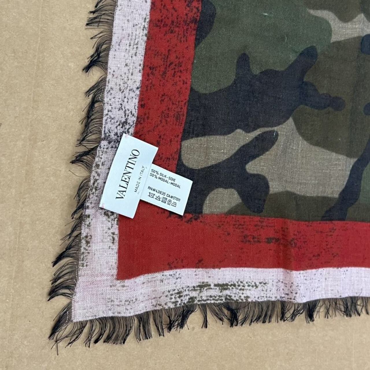 VALENTINO FOULARD ~ DISRUPT ~