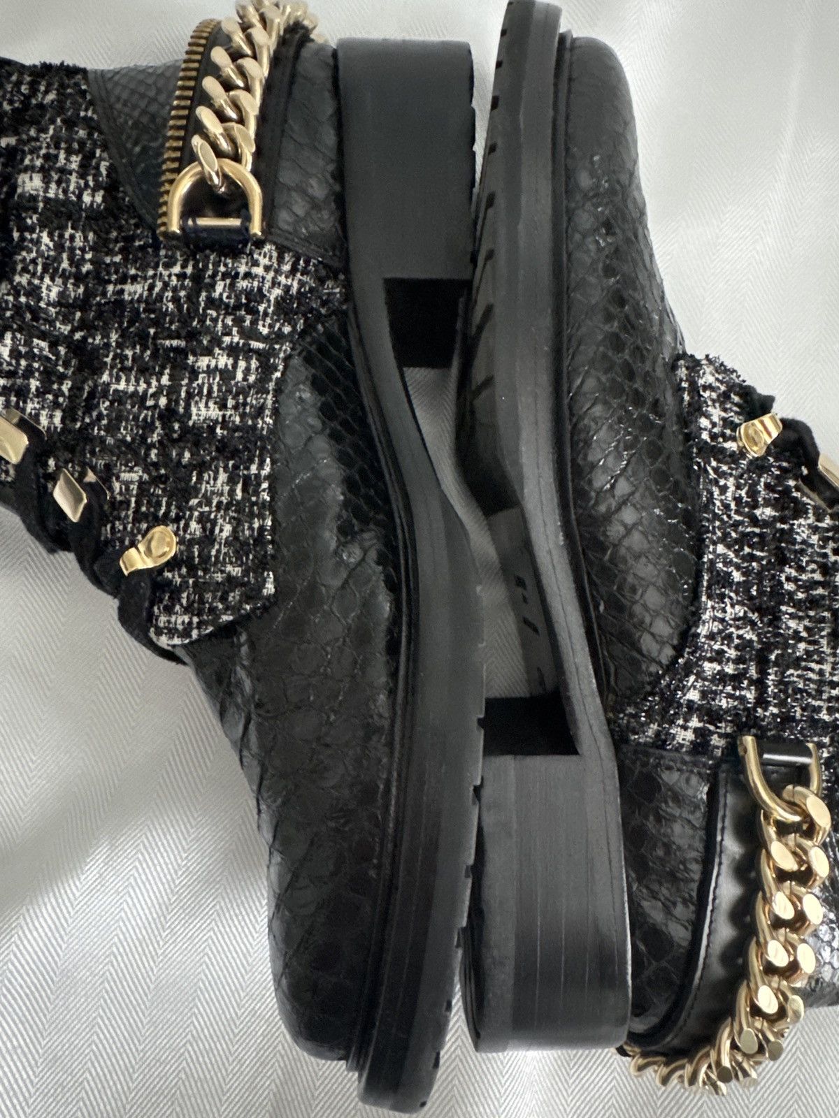 Lanvin Lanvin women's lace-up boots Size US 7.5 / IT 37.5 - 6 Thumbnail