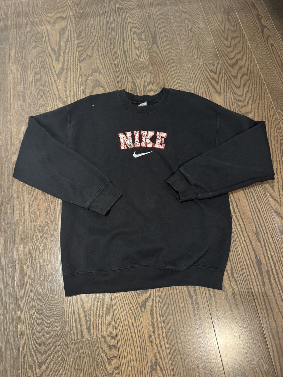 Vintage VINTAGE NIKE SWEATSHIRT Size US M / EU 48-50 / 2 - 1 Thumbnail