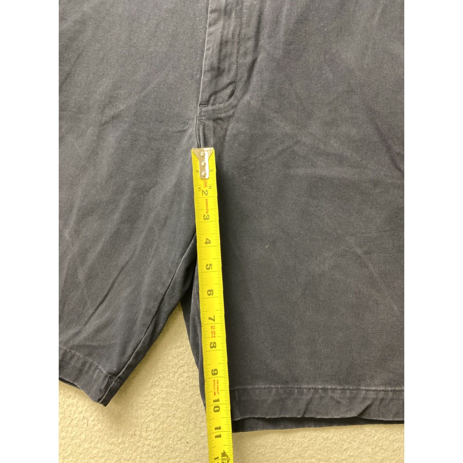 Banana Republic Banana Republic Shorts Men Size 36 Navy 10" Inseam Chino Zip Solid Pockets Casual Spring Summer Size US 36 / EU 52 - 5 Thumbnail