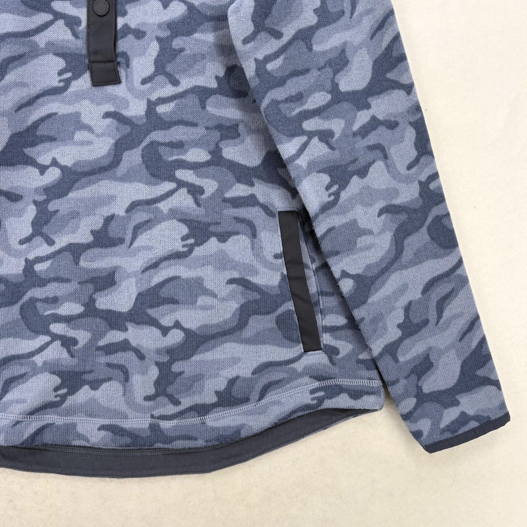 Vineyard Vines Vineyard Vines Fleece Jacket Womens M Blue Camouflage Snap Pullover Outdoor Whale Size M / US 6-8 / IT 42-44 - 3 Thumbnail