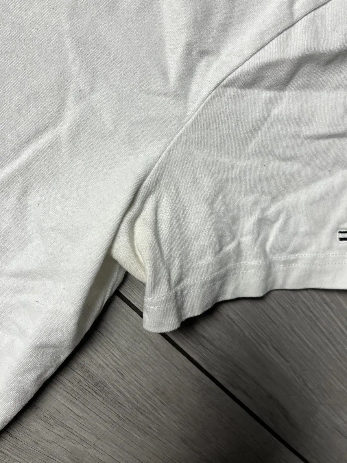 Tommy Hilfiger Tommy Hilfiger box logo Tshirt double tee size Large Size US L / EU 52-54 / 3 - 5 Thumbnail