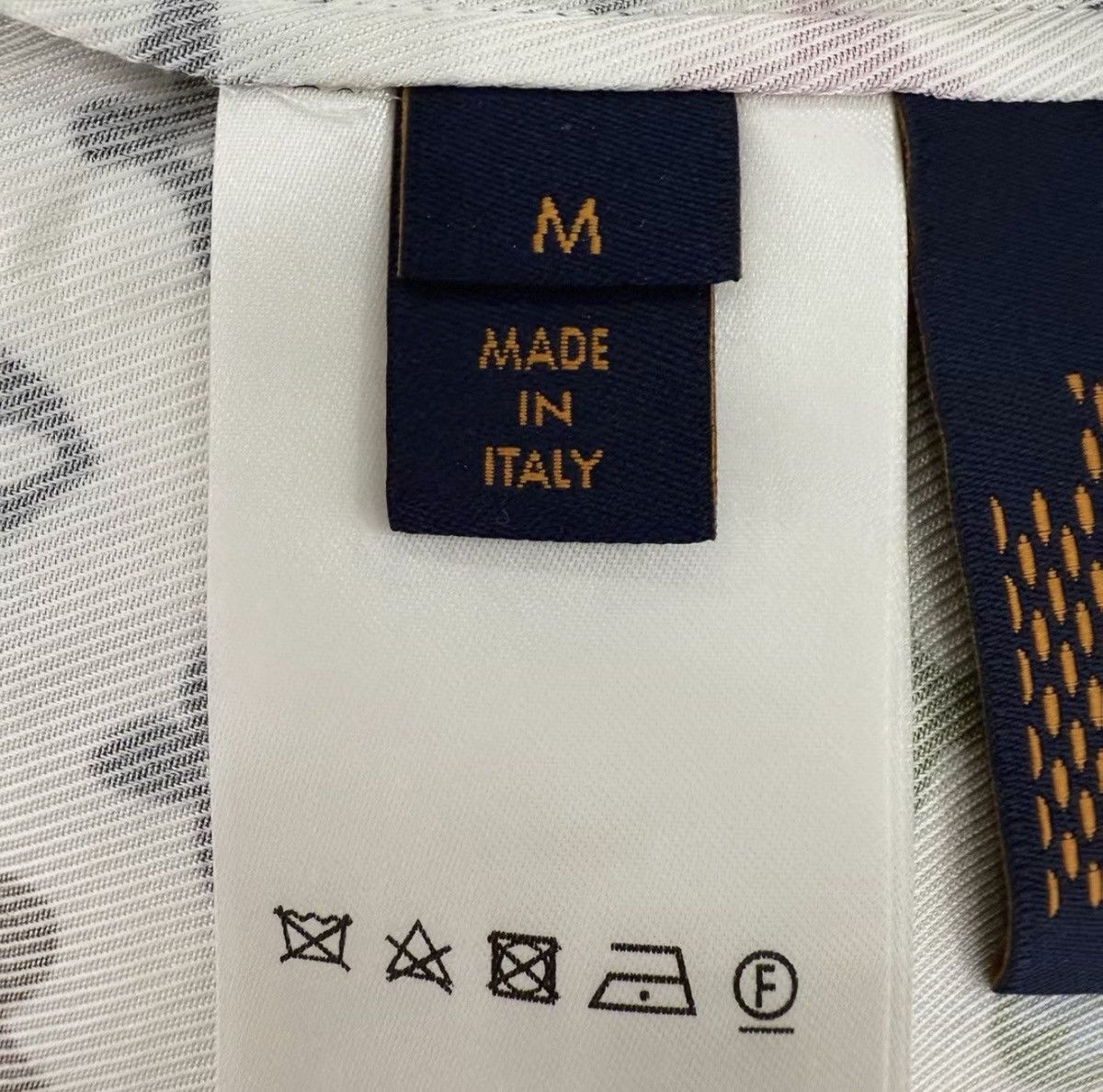 Louis Vuitton × Tyler The Creator Louis Vuitton Tyler M Monogram Short Sleev Silk Dress Shirt Size US M / EU 48-50 / 2 - 6 Thumbnail