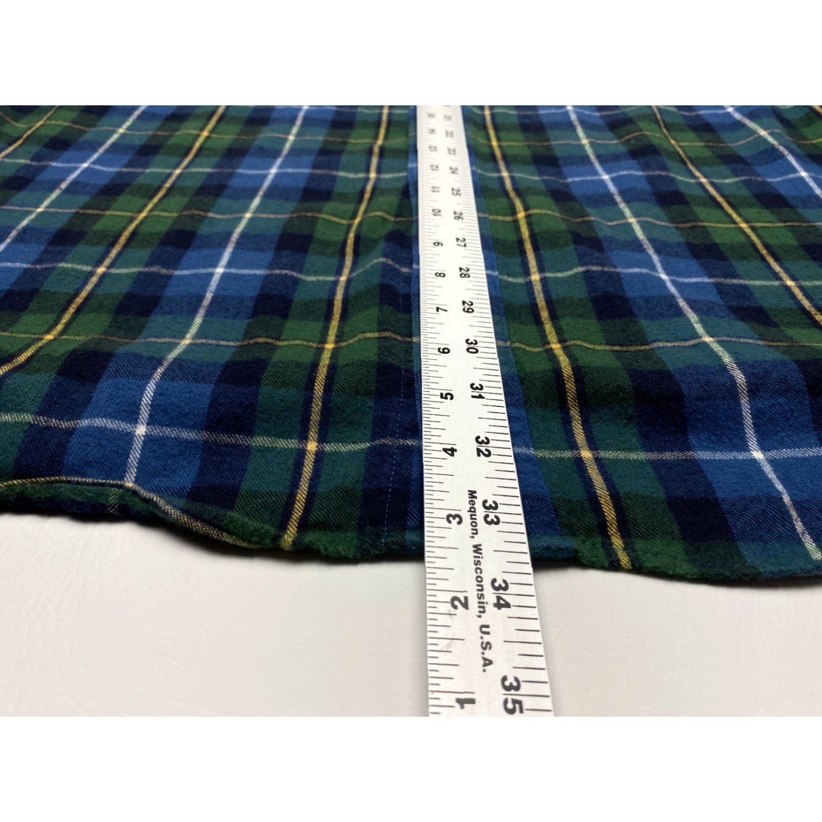Vintage VINTAGE L.L. Bean Flannel Shirt 228061 Men’s 2XL Scotch Plaid Long Sleeve 100% Cotton Size US XXL / EU 58 / 5 - 7 Thumbnail