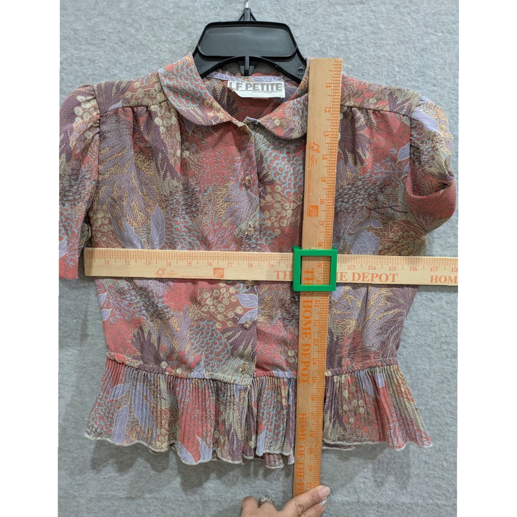 Vintage Leslie Fay Blouse Women M Short Sleeve Button Front Peplum Floral Pink Size M / US 6-8 / IT 42-44 - 4 Thumbnail