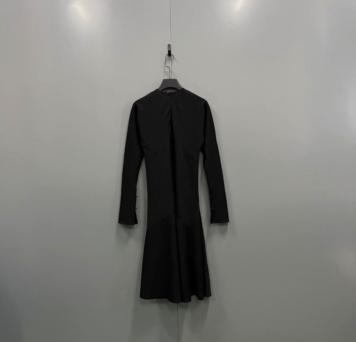 Max Mara MaxMara Black Crew Neck Long Sleeve Dress J41 Size XS / US 0-2 / IT 36-38 - 2 Thumbnail