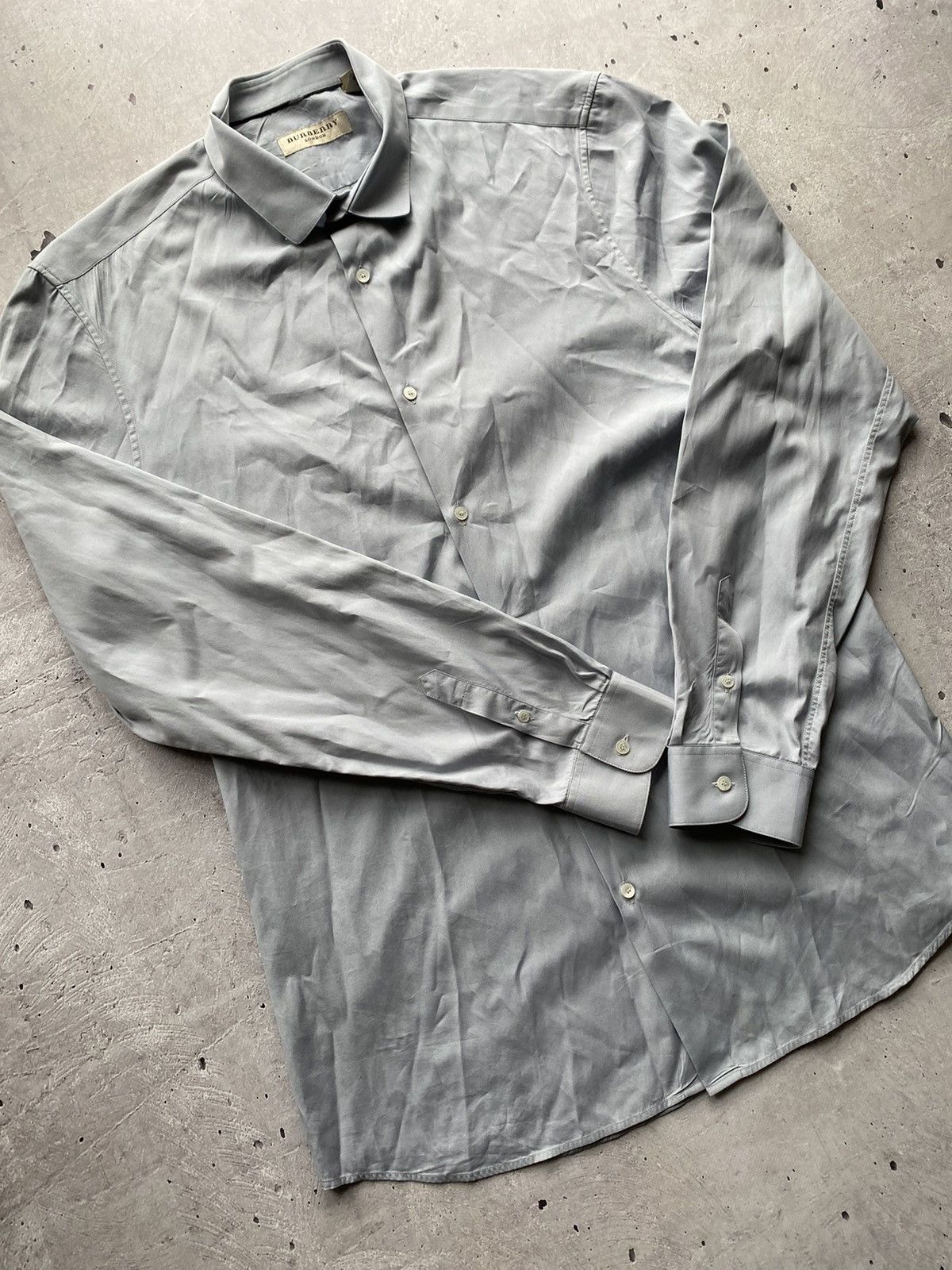 Burberry Vintage Burberry London Nova Check Flannel Button up shirt Size US XL / EU 56 / 4 - 1 Thumbnail