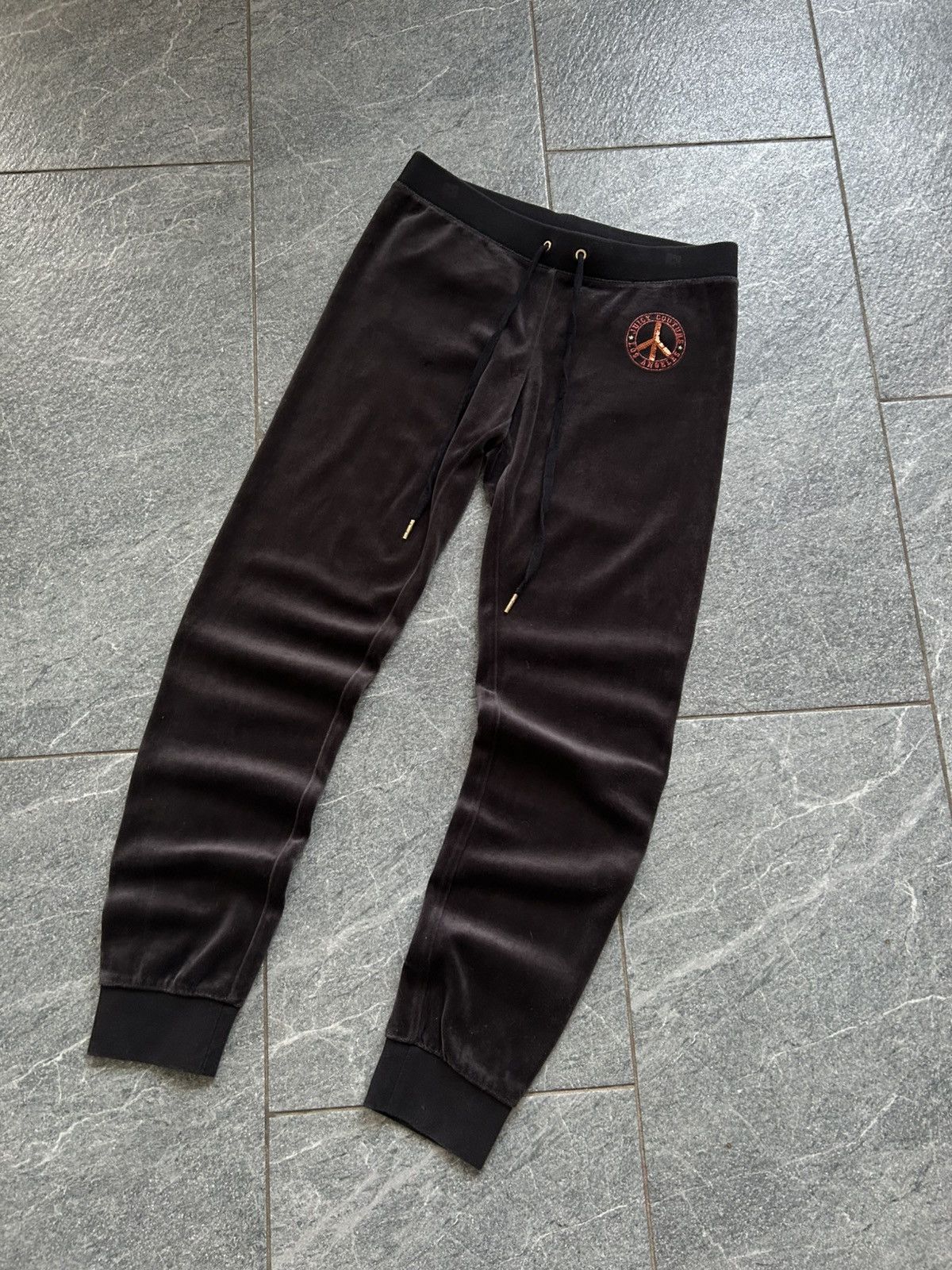 Juicy Couture × Vintage Sweatpants juicy couture velour vintage y2k x-small size Size 24" / US 00 / IT 34 - 10 Thumbnail