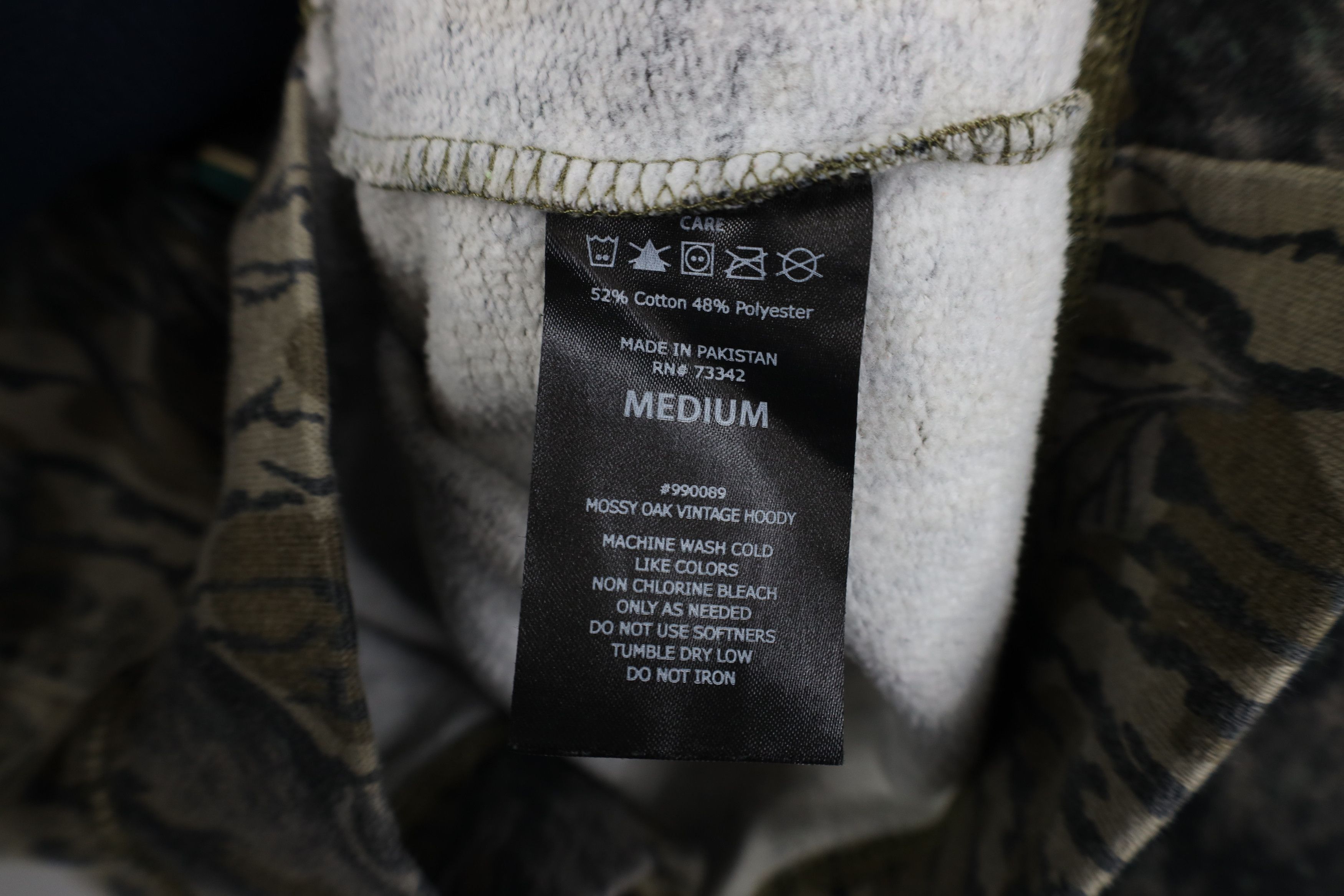 Mossy Oaks Vintage Mossy Oak Camouflage Heavyweight Hoodie Sweatshirt Size US M / EU 48-50 / 2 - 11 Thumbnail