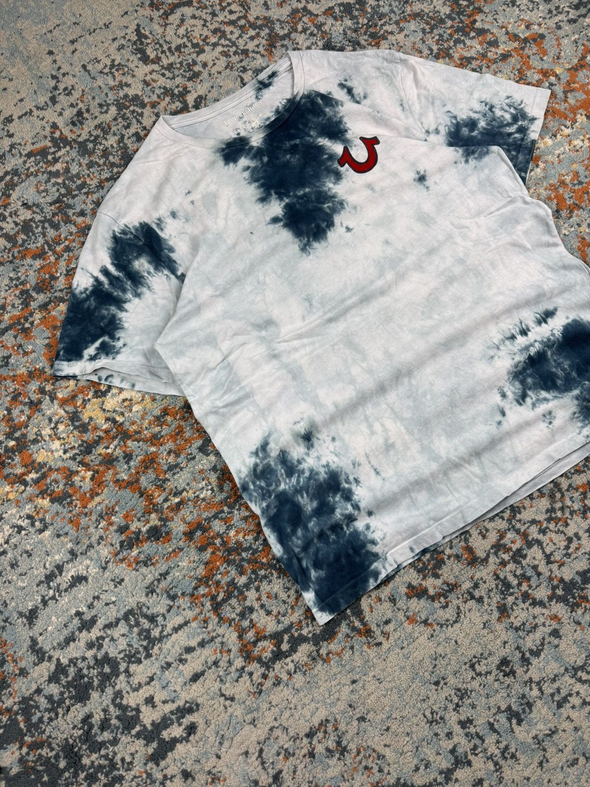 True Religion Vintage Y2K True Religion tie dye horseshoe Buddha tee Size US L / EU 52-54 / 3 - 4 Thumbnail