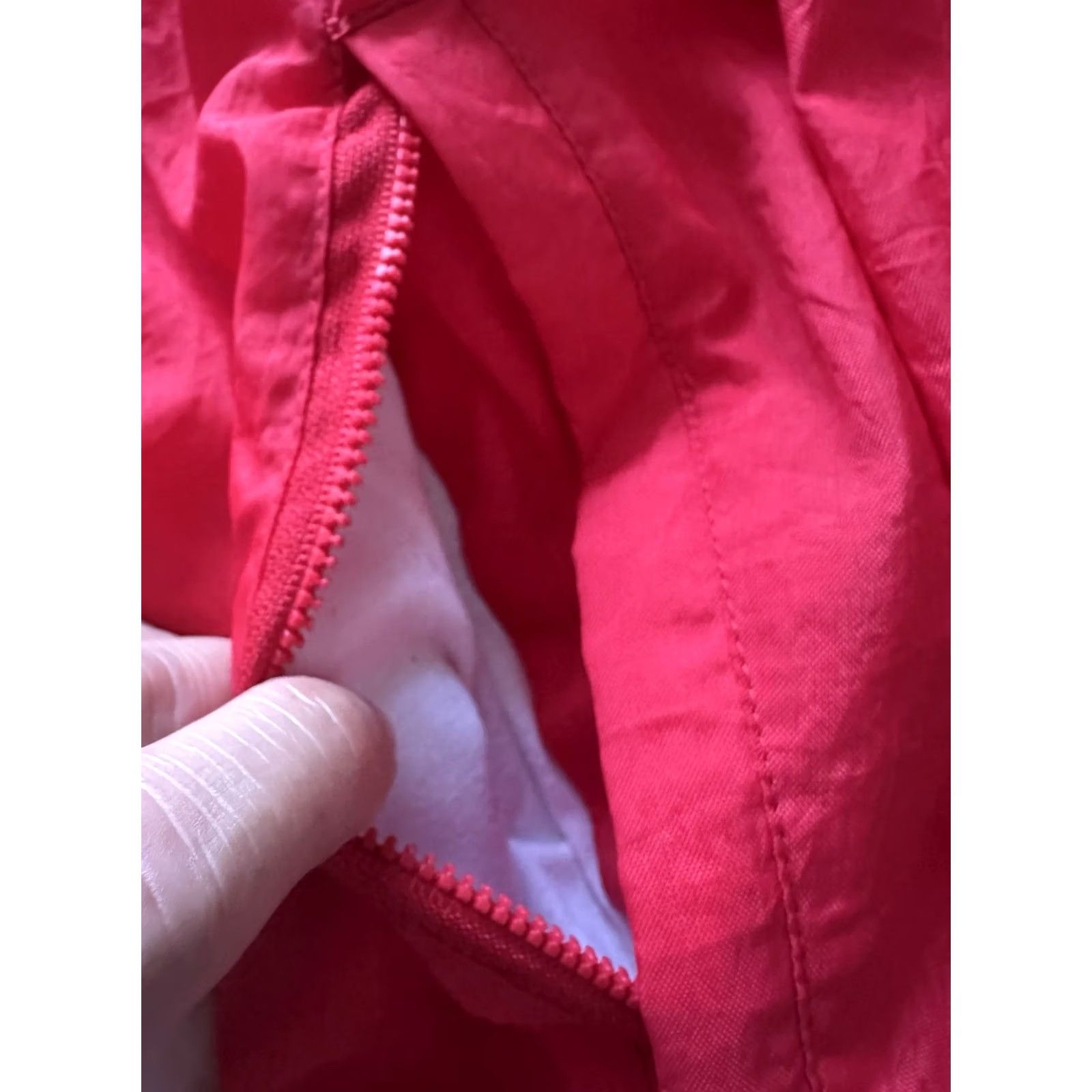 Champion VINTAGE Champion Huskers Windbreaker Jacket Mens XL Red Nylon Softshell Pullover Logo 90s Nebraska NCAA Sports Husker Fans Size US XL / EU 56 / 4 - 4 Thumbnail