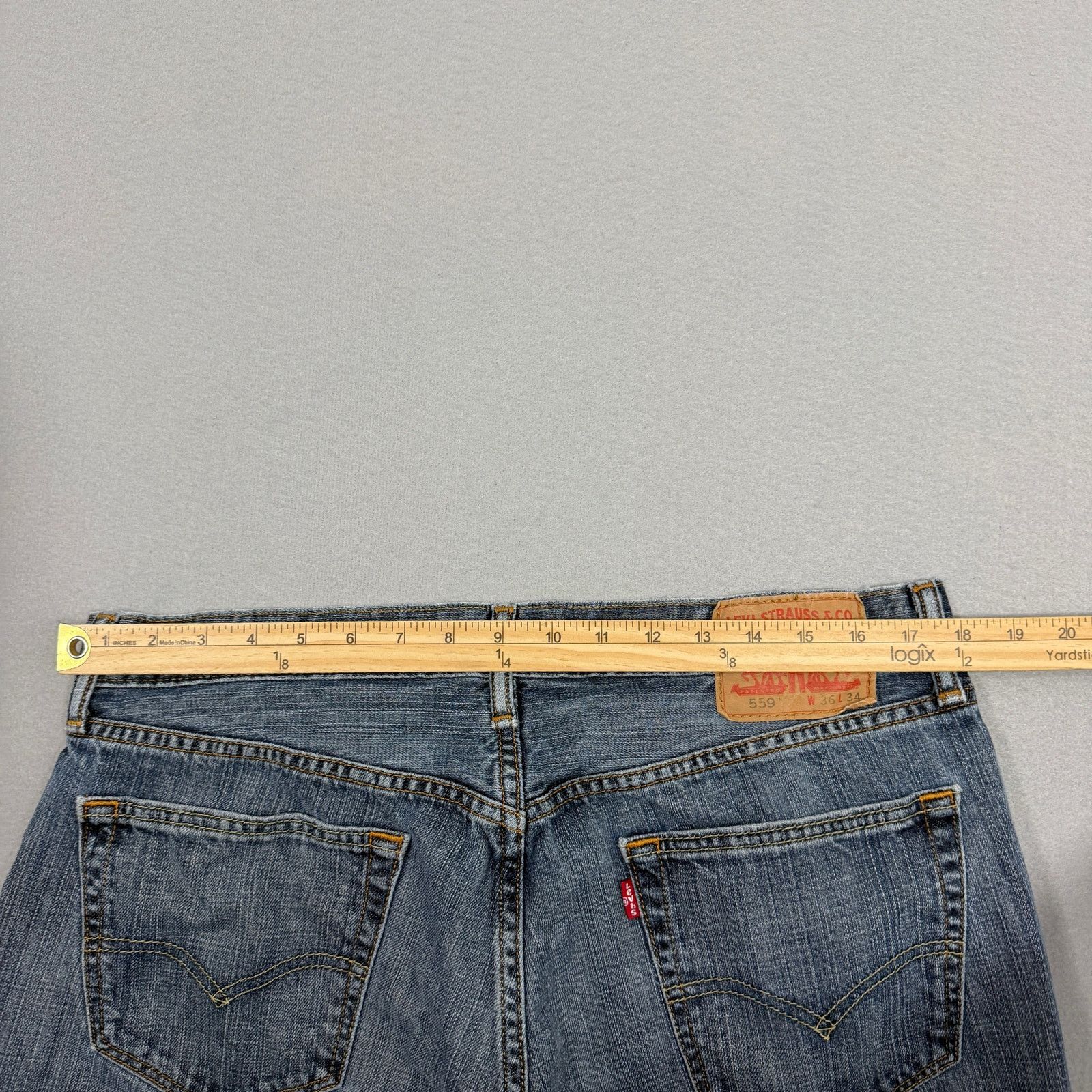 Levi's Vintage Levis 559 Jeans Men's 36x30 Blue Relaxed Straight Size US 36 / EU 52 - 8 Thumbnail