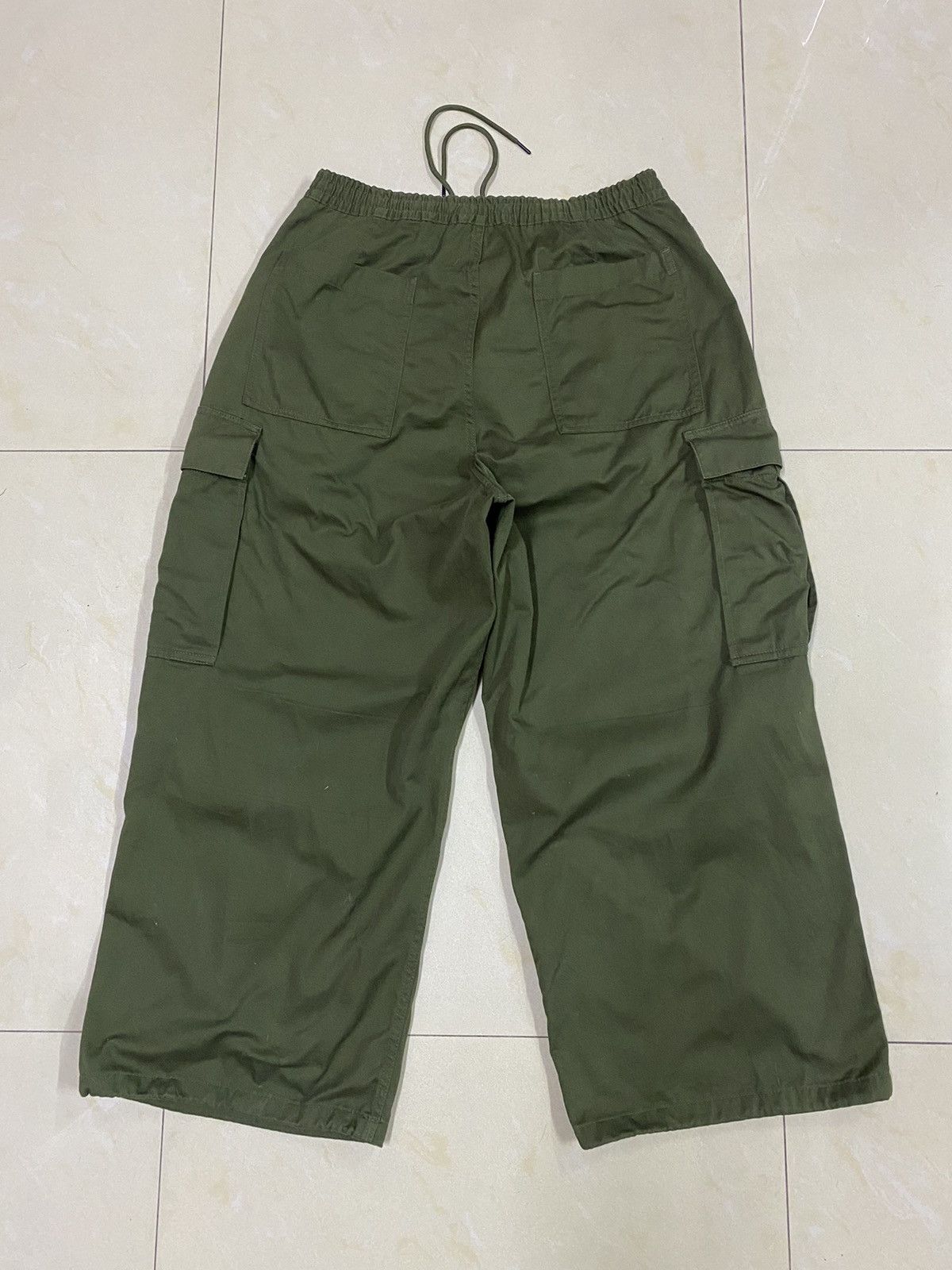 GU Japanese Brand Balloon Parachute Cargo Pants Size 30-34 Size US 34 / EU 50 - 2 Thumbnail