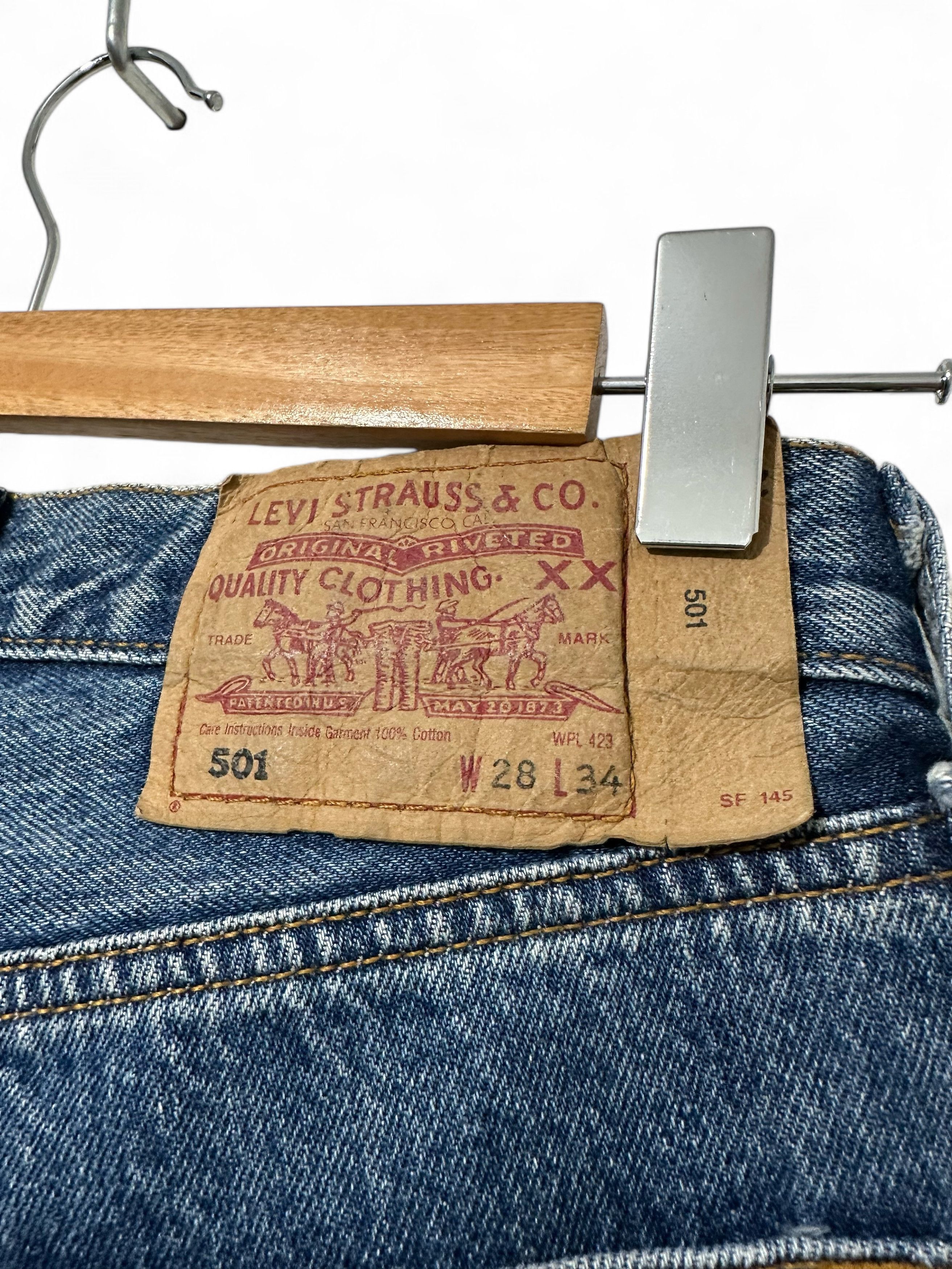 Levi's Levi's 501 High Rise Blue Washed Distressed Denim (S) Size 28" / US 6 / IT 42 - 4 Thumbnail